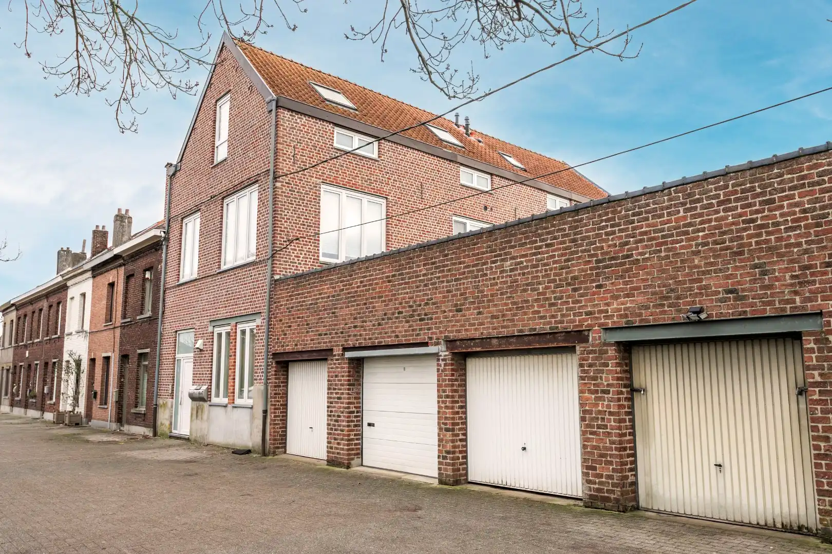 Gebouw te koop Gulden-Bodemplein 8 - - 1600 Sint-Pieters-Leeuw