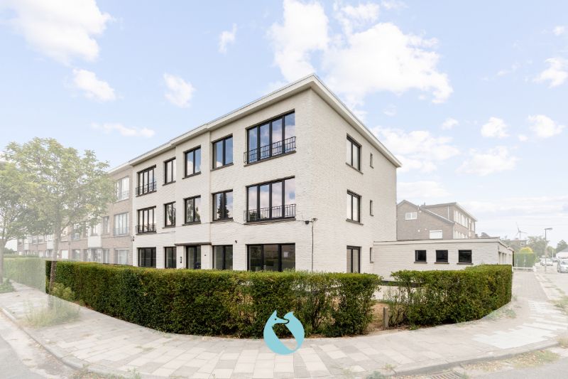 Rustig gelegen appartement met 2 slaapkamers foto {{pictureIndex}}