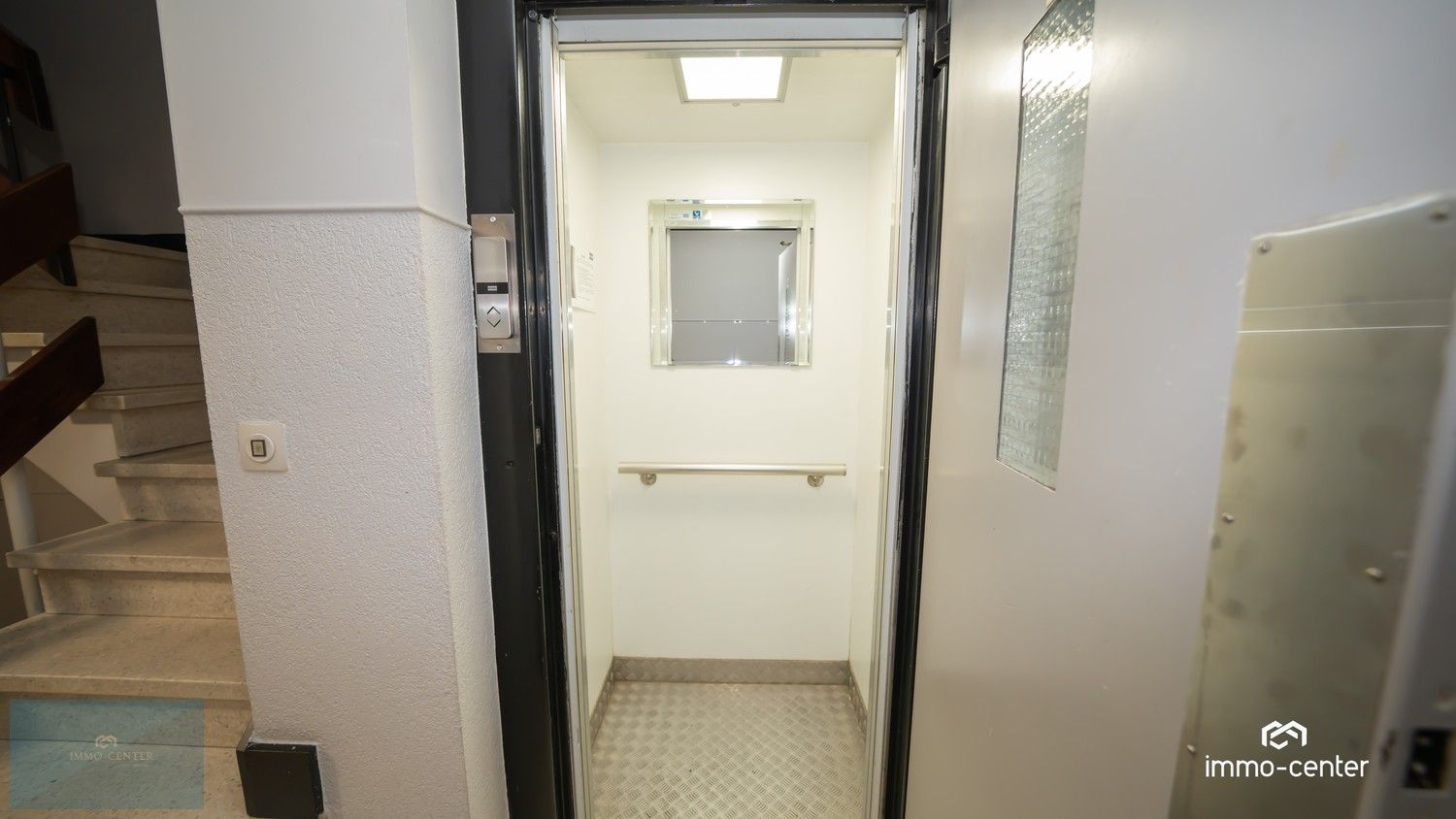 🏡 Instapklaar appartement met 2 slaapkamers in hartje Genk – Winterslagstraat 48 bus 4 foto 4