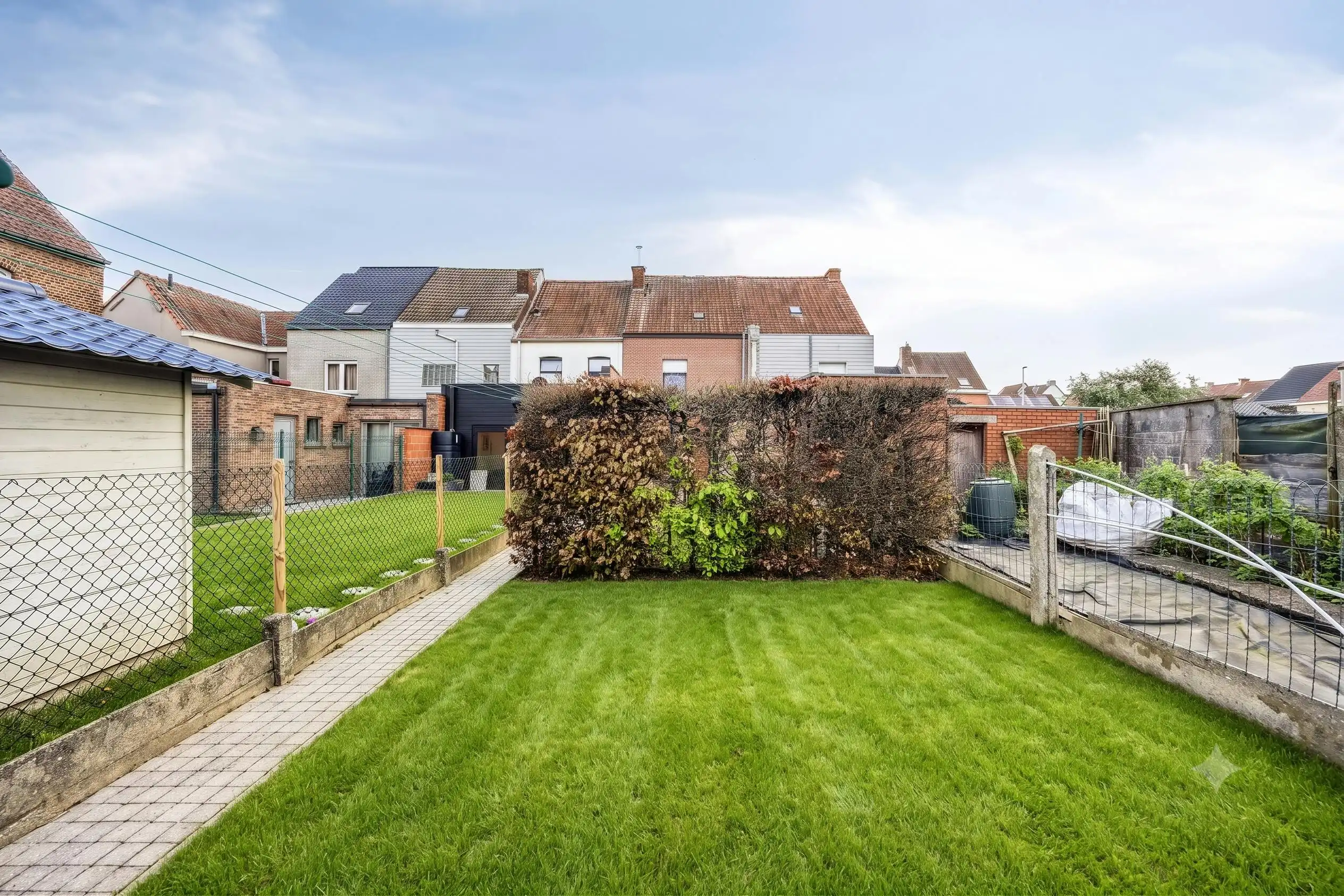 Woning op toplocatie te koop in hartje Harelbeke foto 2