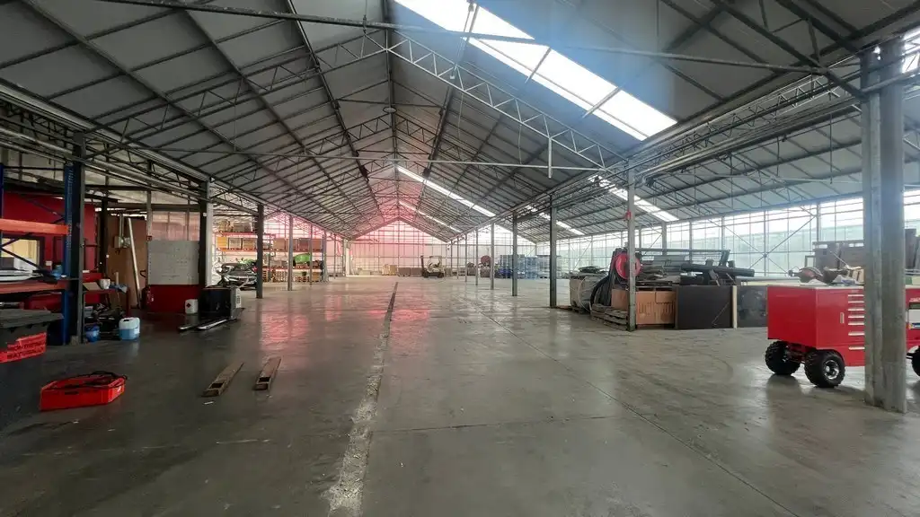 Strategisch gelegen magazijn met kantoor te huur in Merelbeke-Melle foto 9