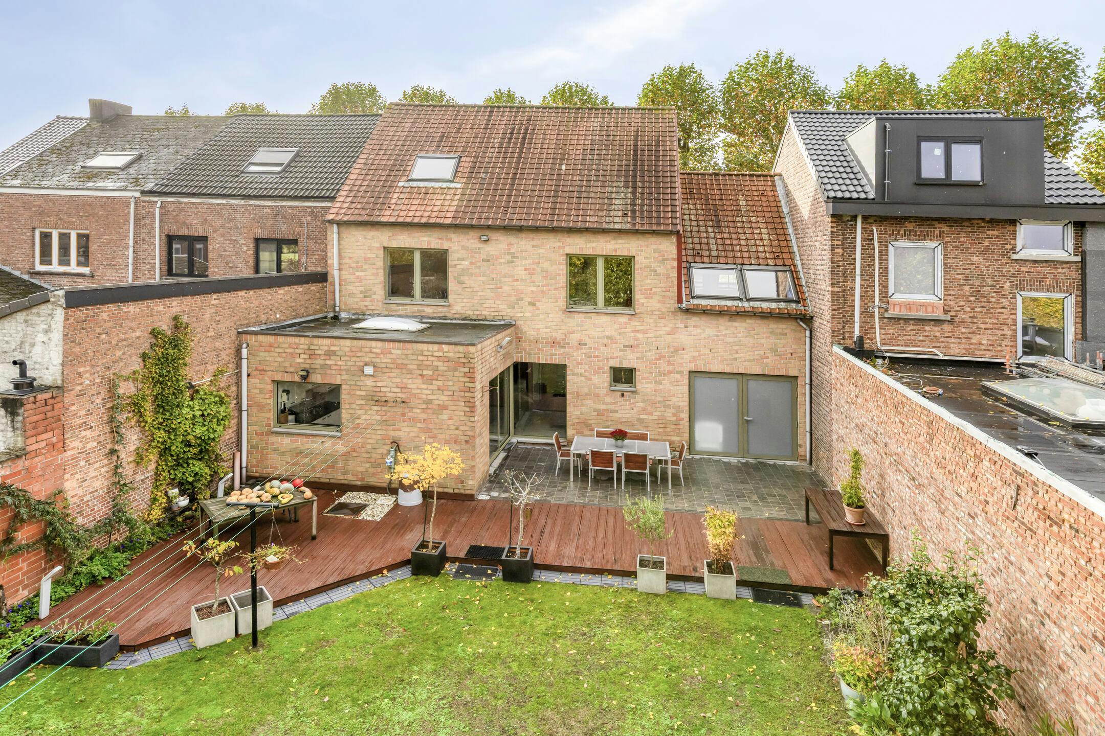 Ruim huis met 5/6 slaapkamers, garage en tuin in Boom foto 30