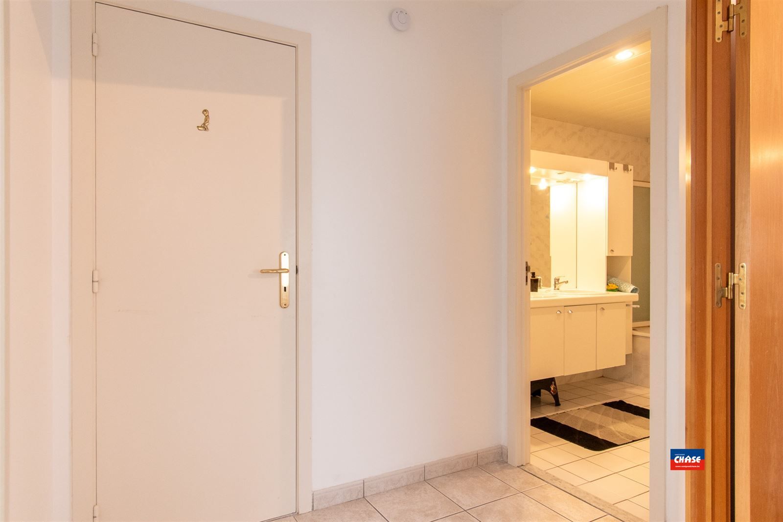 Instapklaar appartement | 2 slpks | garage  foto 6