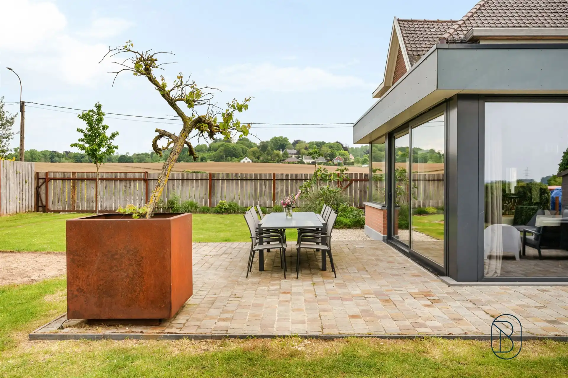 Instapklare woning met loods van 240 m² op topligging foto 19