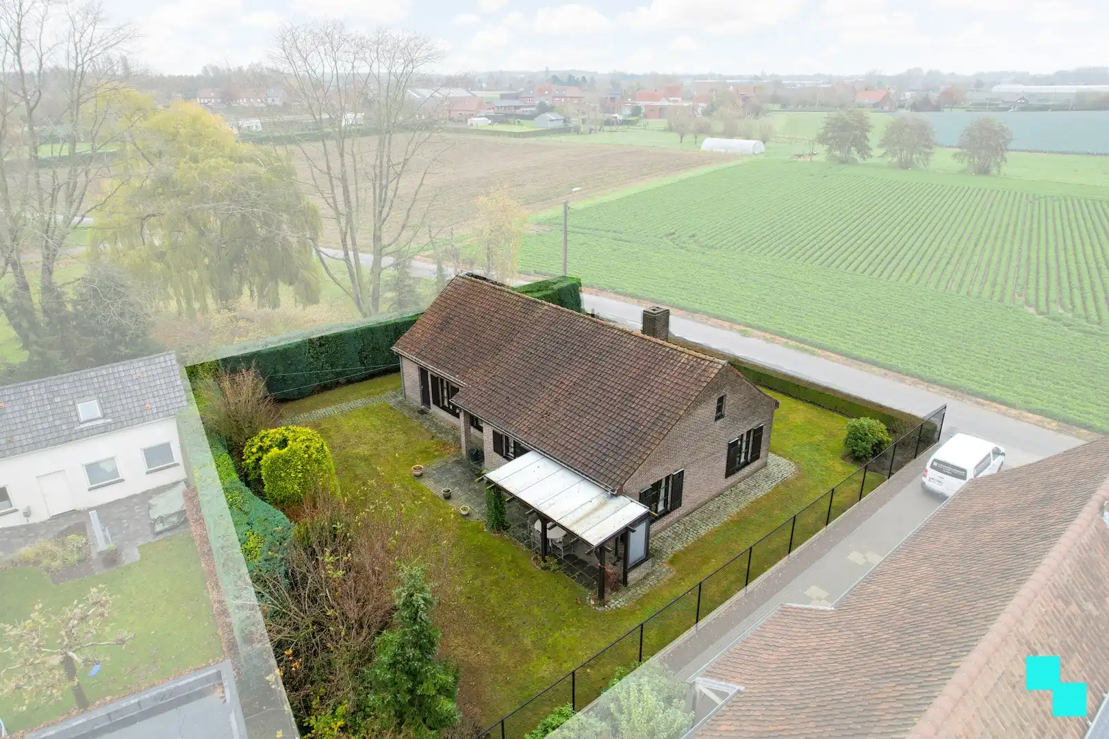 Landelijk gelegen vrijstaande bungalow te Kachtem foto 2