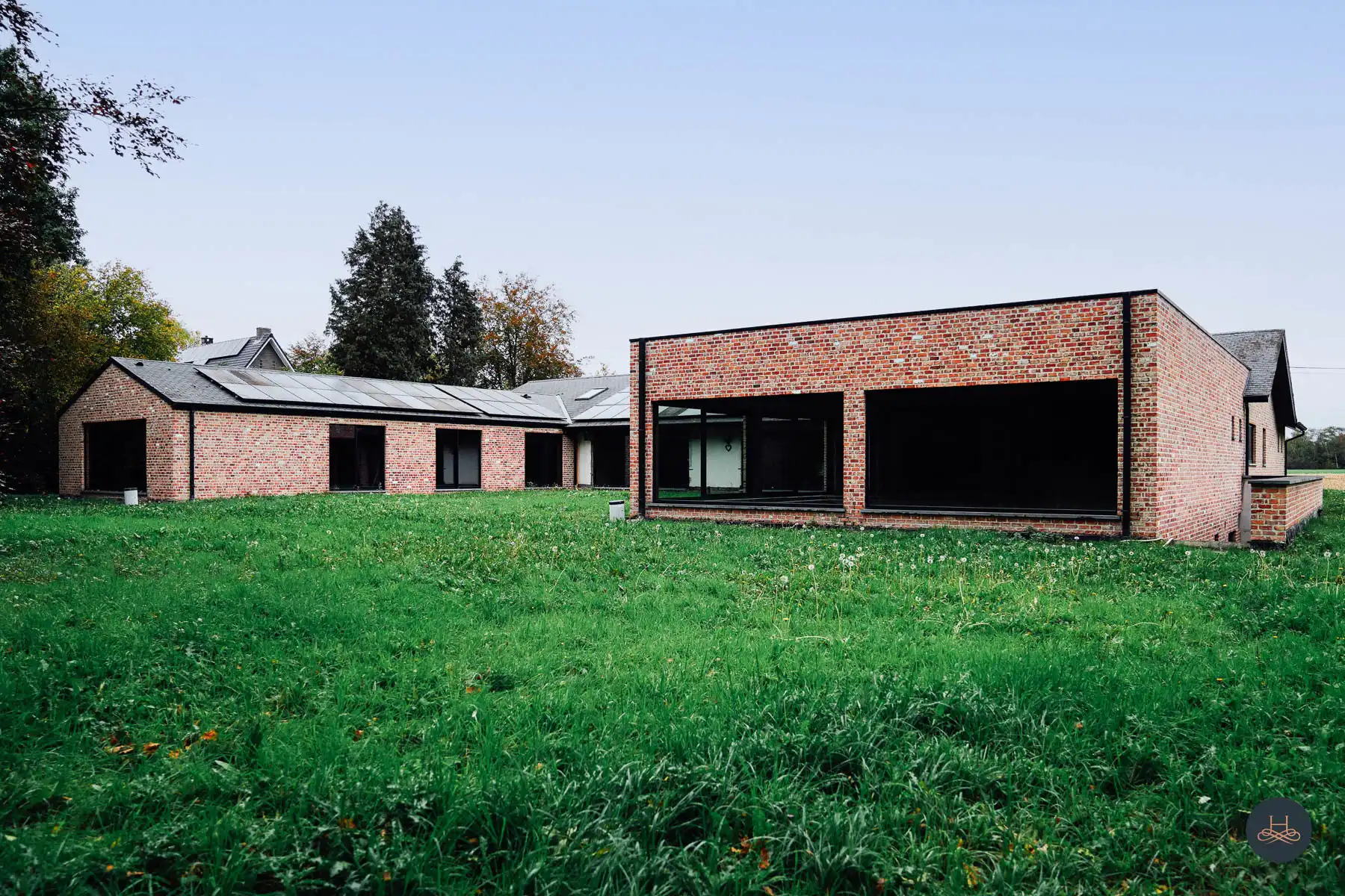 Luxevilla casco 716 m² met binnenzwembad en op toplocatie foto 4