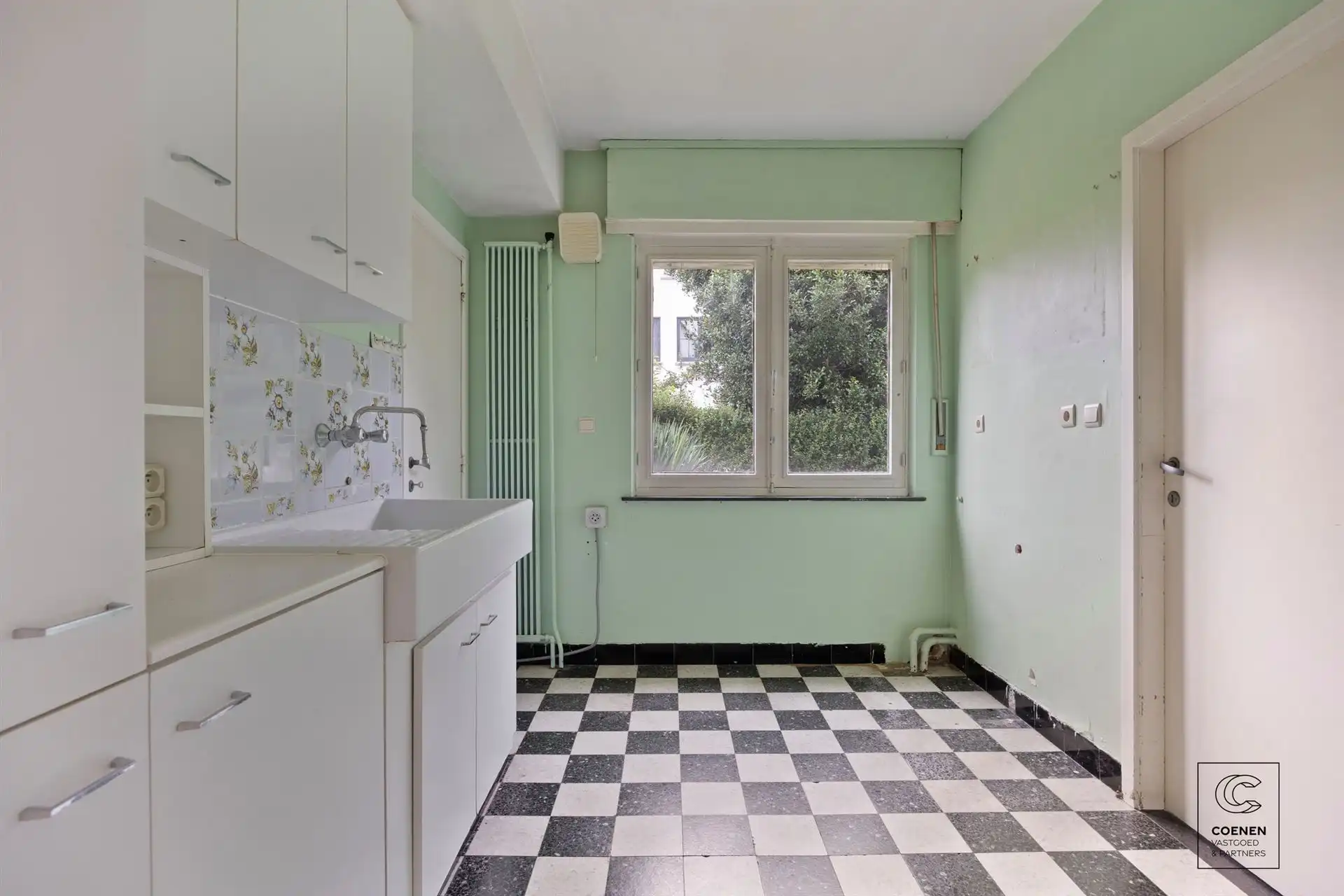 Grondig te renoveren woning op een schitterende locatie! foto 6