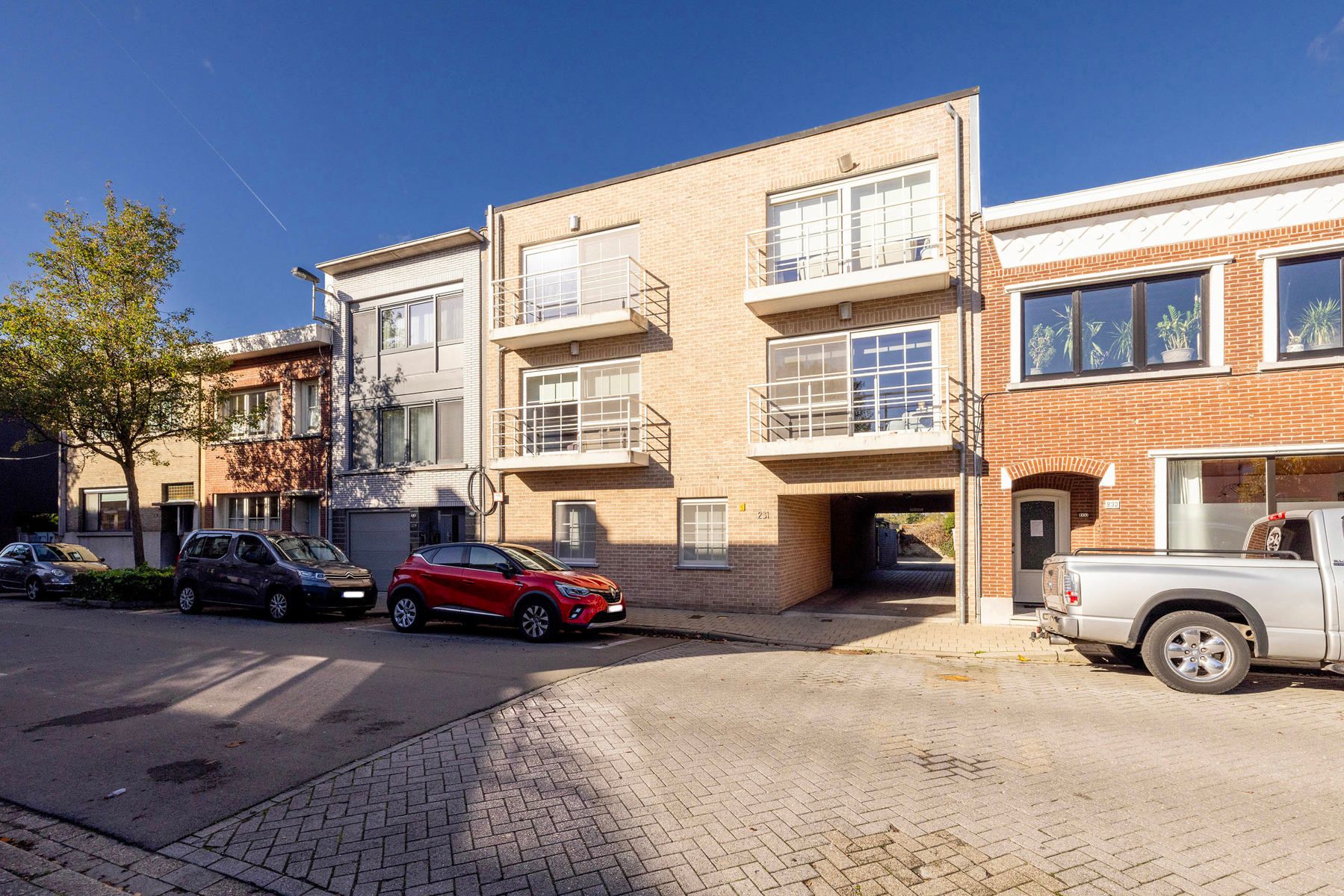 Instapklaar & goed uitgerust appartement te koop in Lier  foto 3