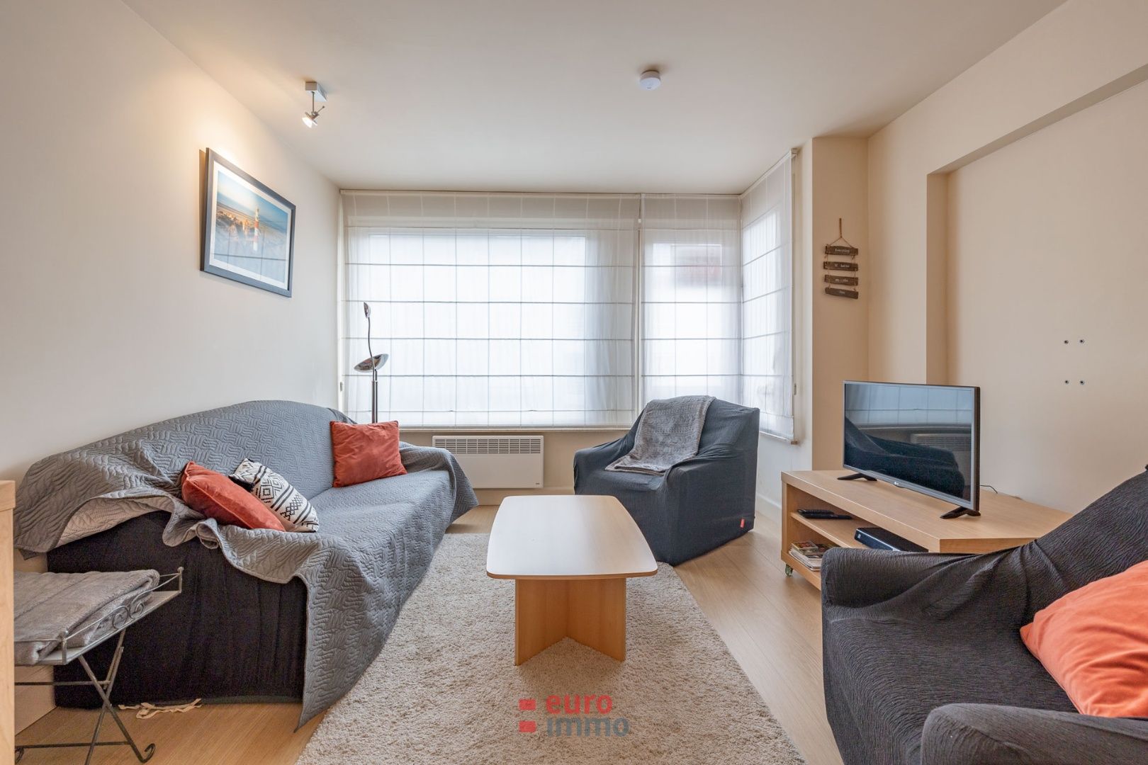 Zuidgericht appartement met 2 slaapkamers in onze bruisende winkel/wandelstraat! foto 4