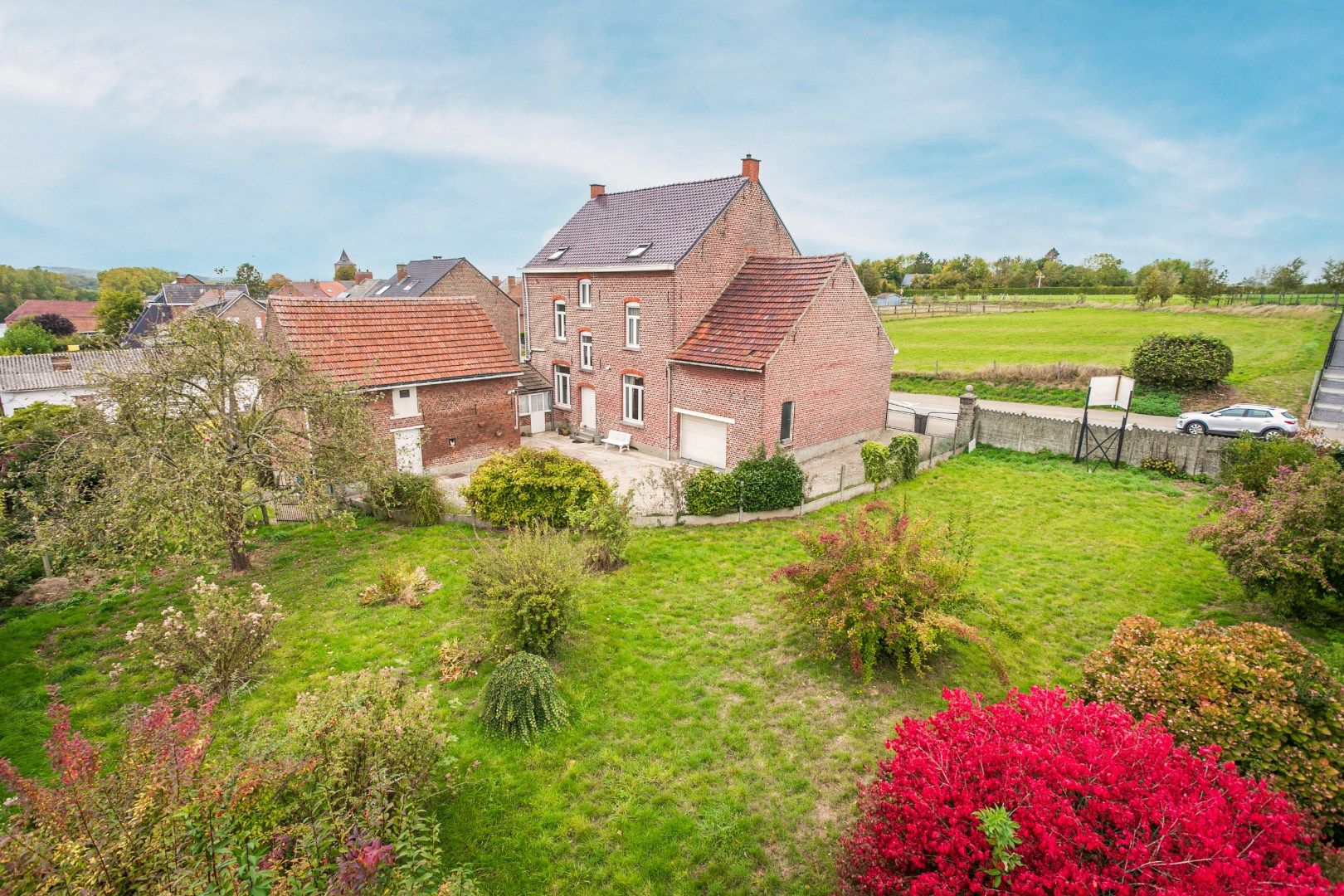 Karaktervolle, te renoveren herenhuis met enorm potentieel te Gooik foto 29