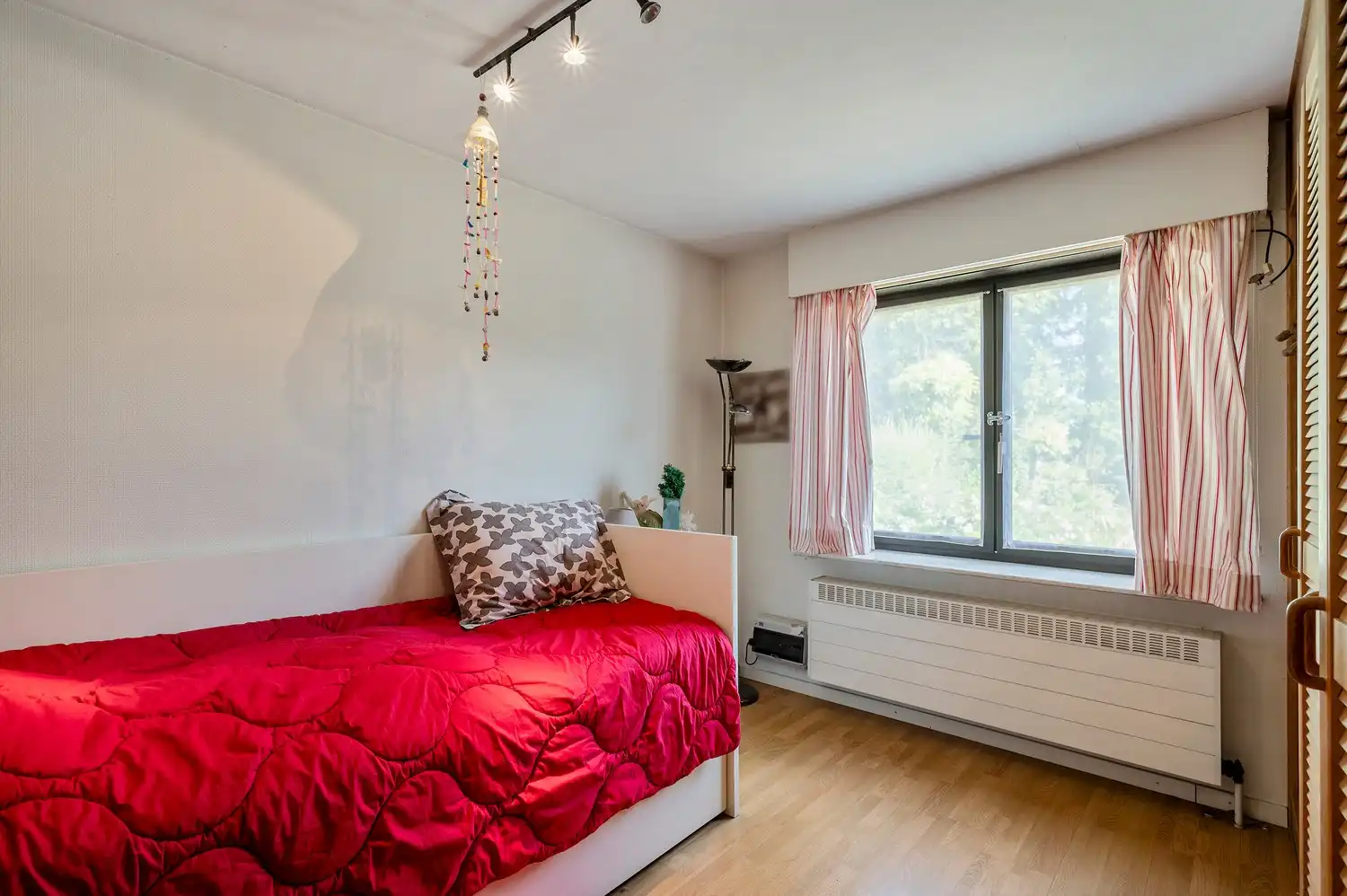 PRACHTIGE INSTAPKLARE WONING OP ZEER GOEDE LOCATIE foto 20