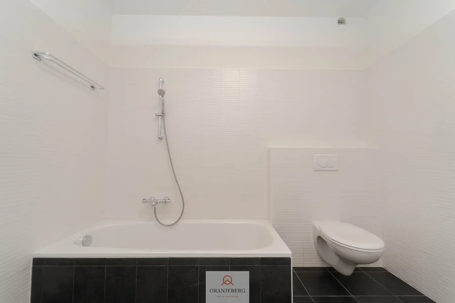 Ruim 3 slpk-appartement met bovengrondse staanplaats nabij Sterre! foto 26