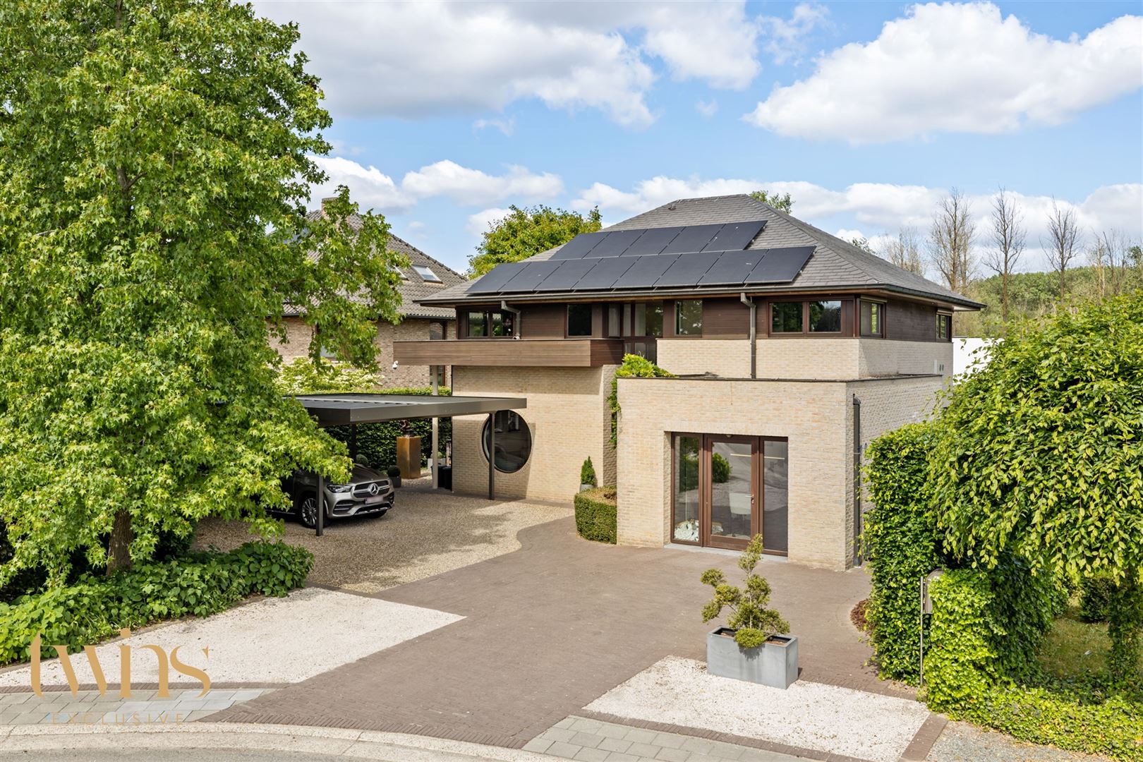 Luxueuze open bebouwing met zwembad op toplocatie in Berlare foto {{pictureIndex}}