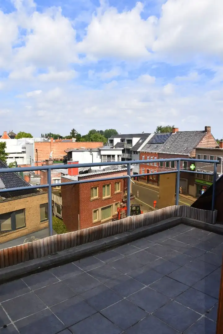 Dakappartement met 3 slaapkamers te koop in hartje Gullegem foto 14