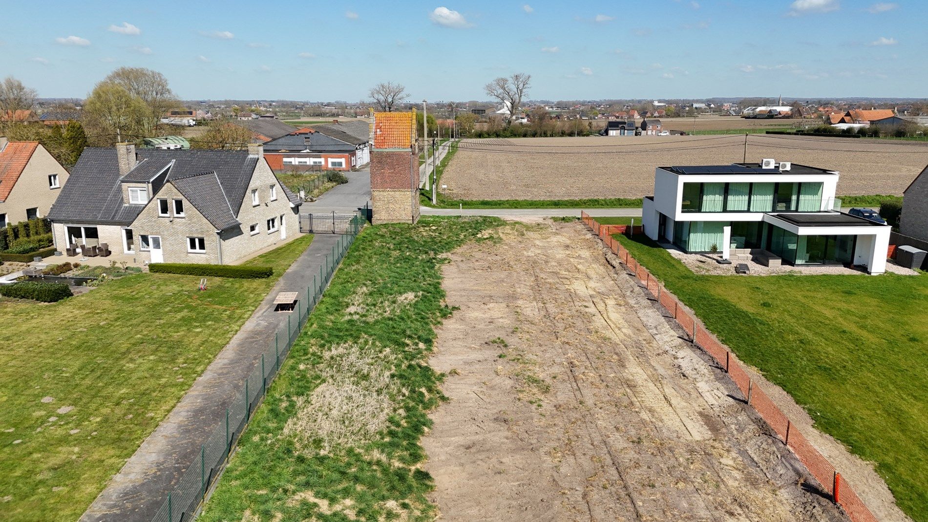 Mooi en groot perceel bouwgrond met met ver uitzicht op de natuur te Kortemark. foto 11
