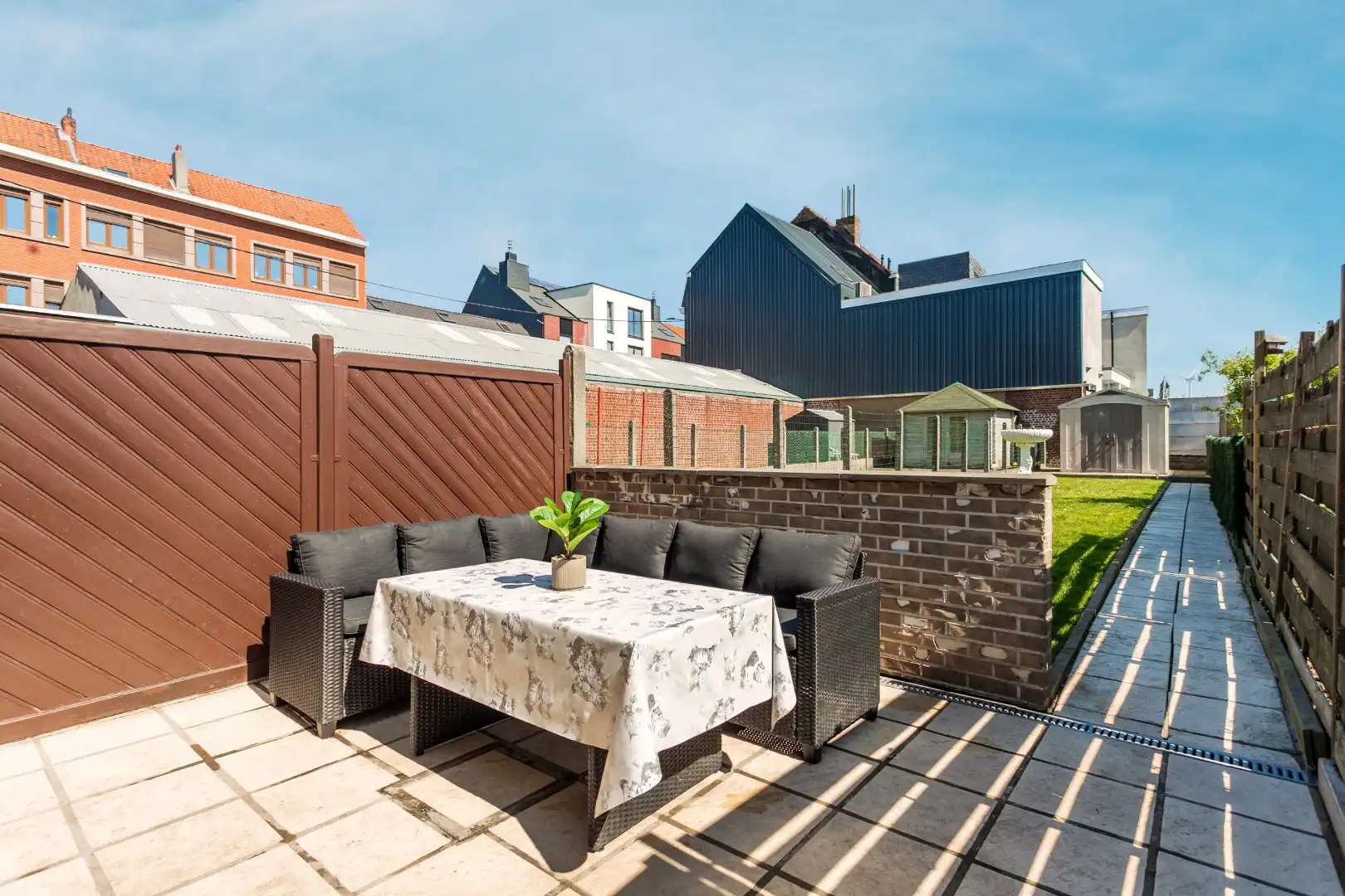 Instapklare woning met 2-3 slpk en tuin foto 12