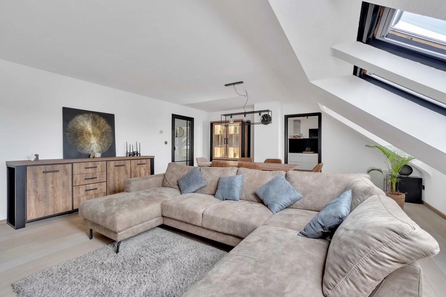 Stijlvol dakappartement in Kermt foto 6