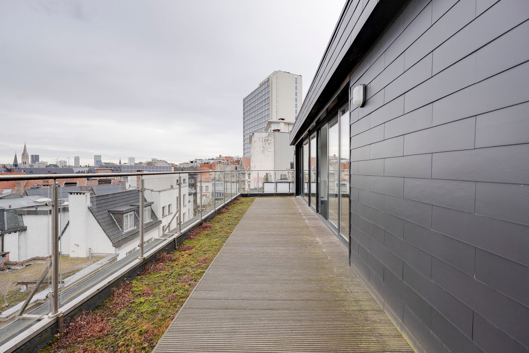 Penthouse met 2-slaapkamers en royaal dakterras foto 2