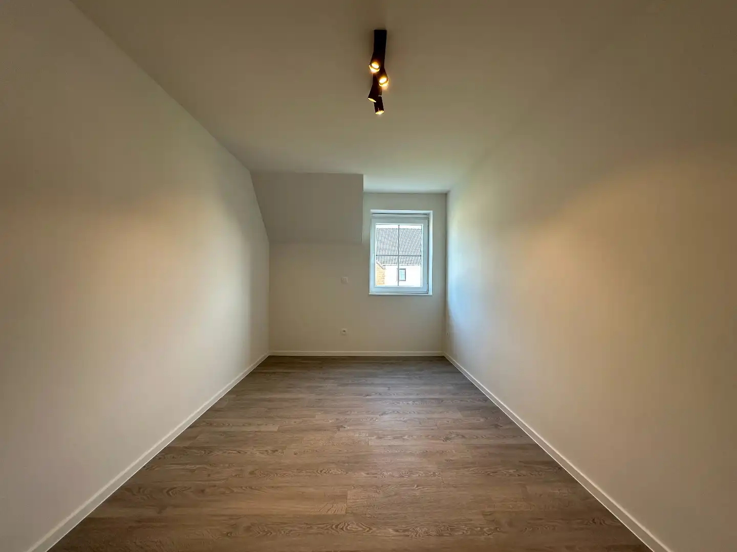 Prachtige instapklare nieuwbouwwoning, energiezuinig, Torhout. foto 21