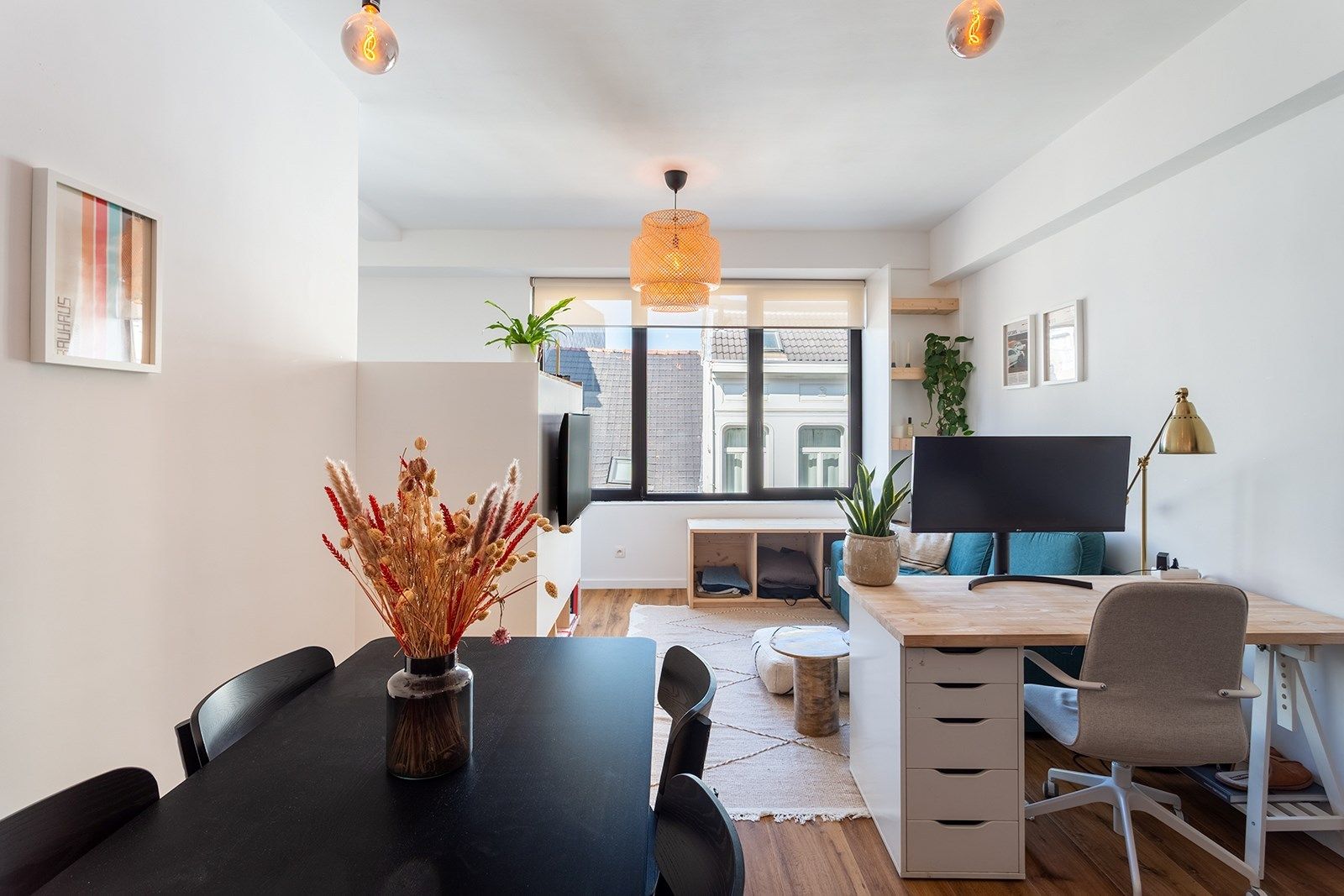 Compact & Comfortabel Wonen in Antwerpen-Noord foto {{pictureIndex}}