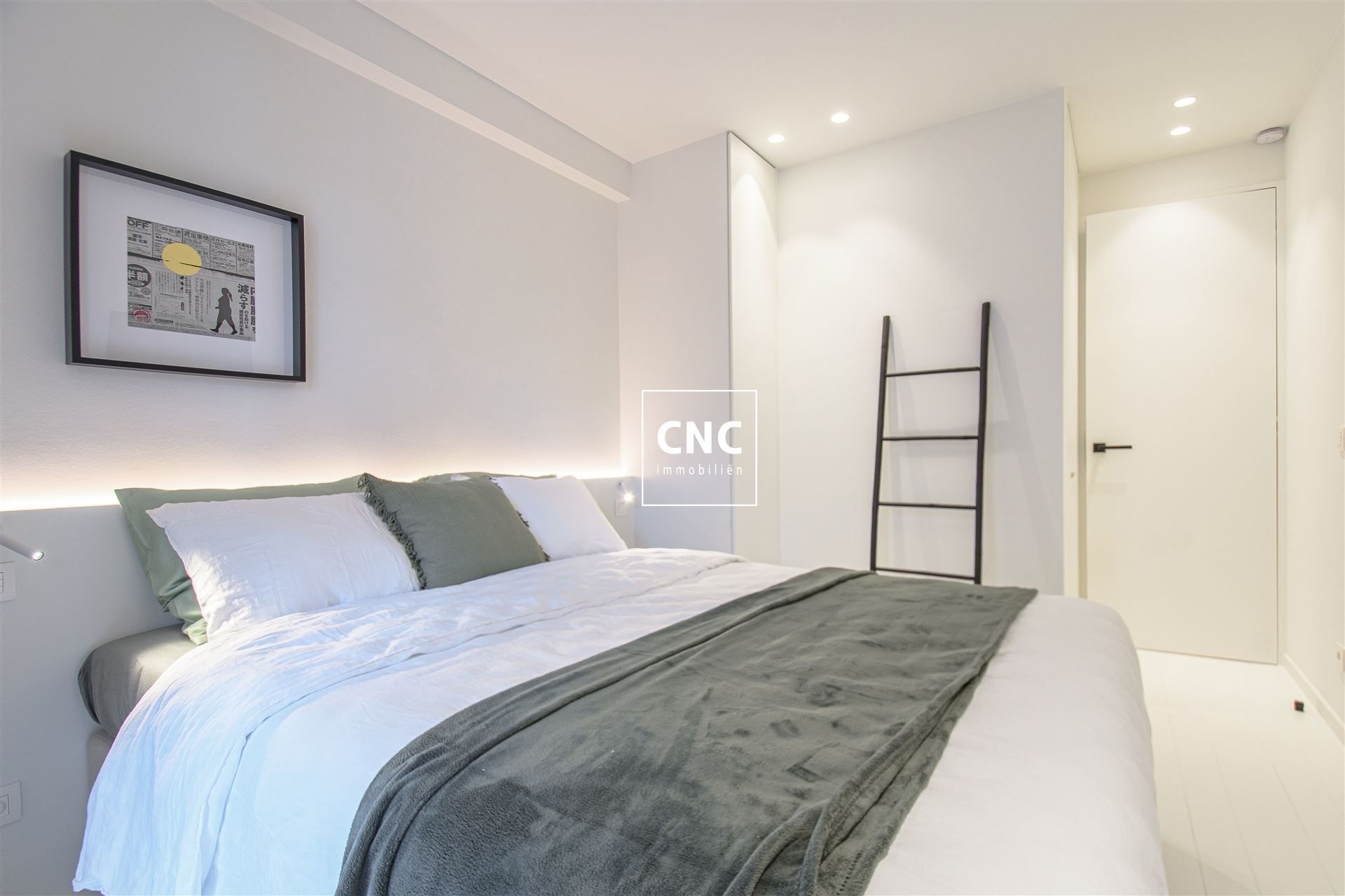 Gerenoveerd appartement in Knokke, op slechts een steenworp van de zeedijk foto 12