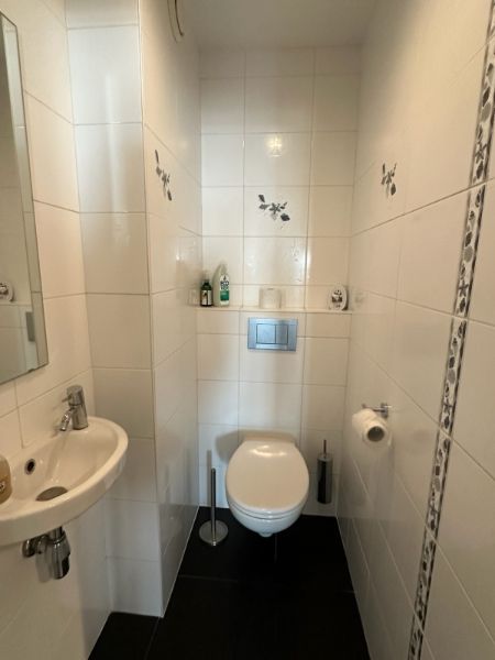 Res. Commodore - gemeubeld 2 slpk app. met kelder en mogelijkheid tot huren van garage ! foto 11