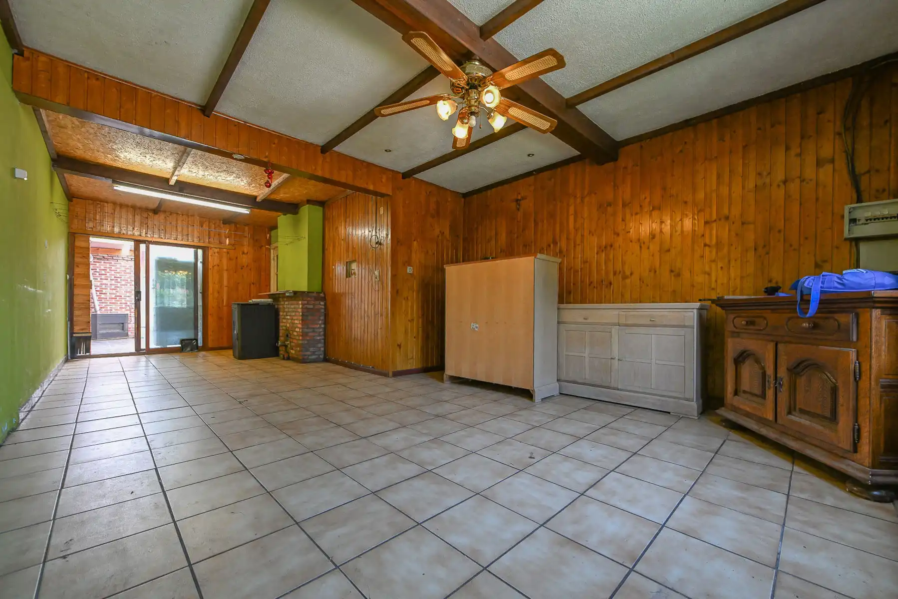 Charmante te renoveren woning met vrij zicht in Ekeren-Donk foto 5