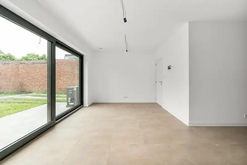 Nieuwbouw met trendy inrichting foto 4