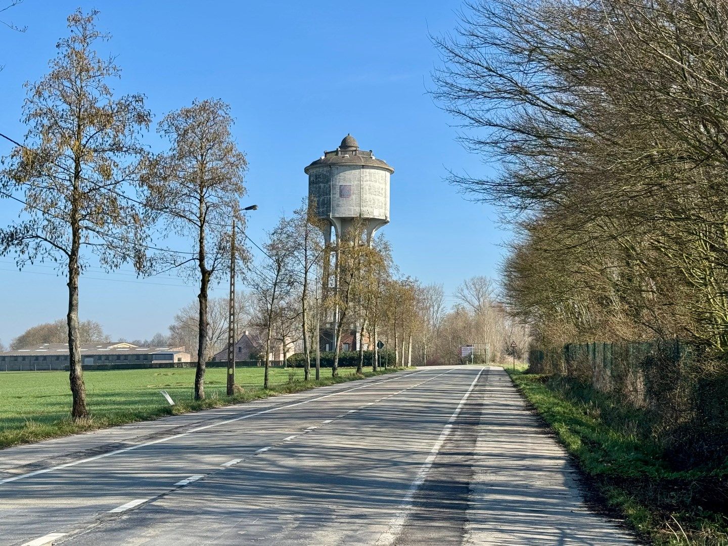 WATERTOREN MET VERGUNNING TOT VAKANTIEWONING VOOR 12 PERSONEN foto 2