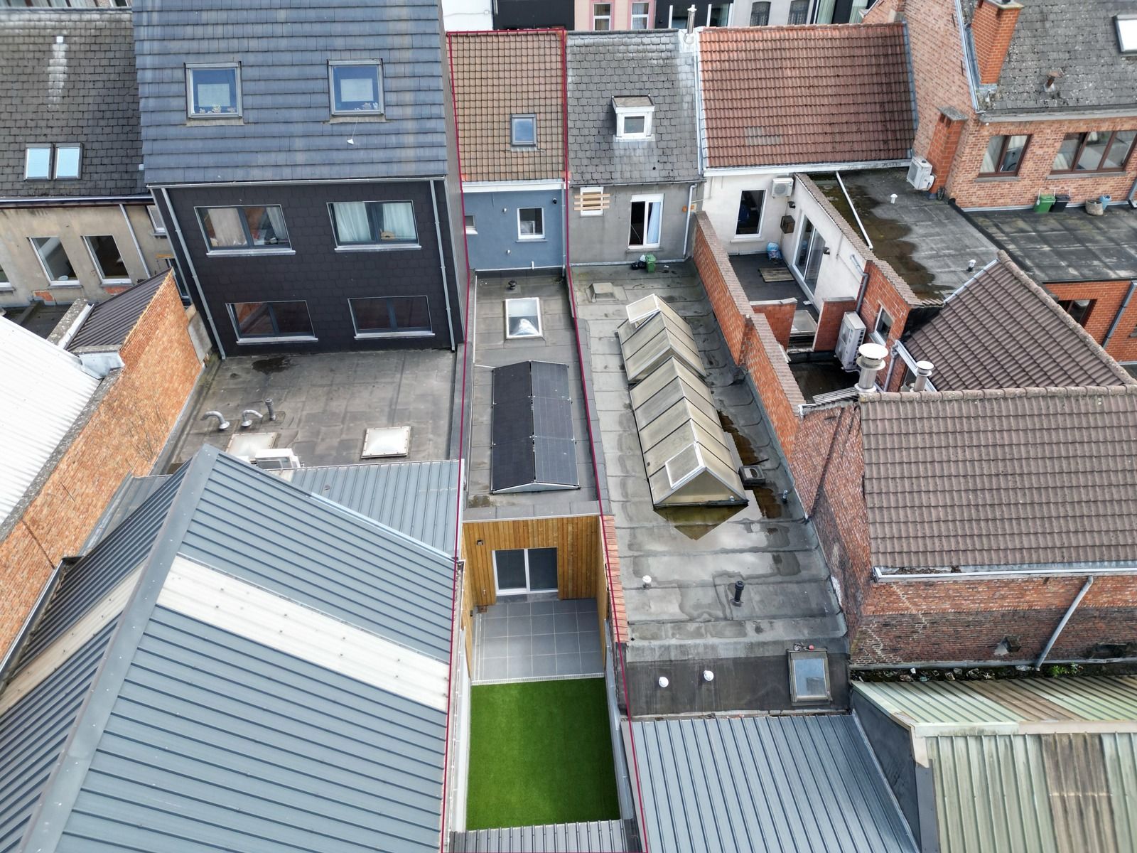 Instapklare woning met authentieke charme in hartje Aalst! foto 21