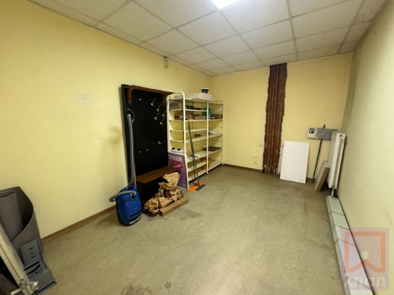 Handelsruimte ±170m²  te huur in centrum Geel! foto 10