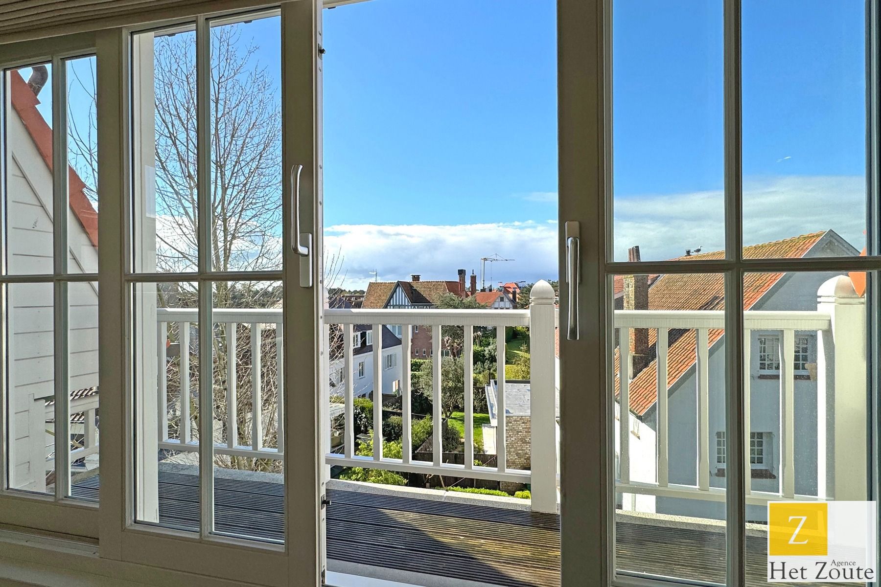 Lichtrijk gemeubeld duplexappartement in Het Zoute - Knokke foto 3