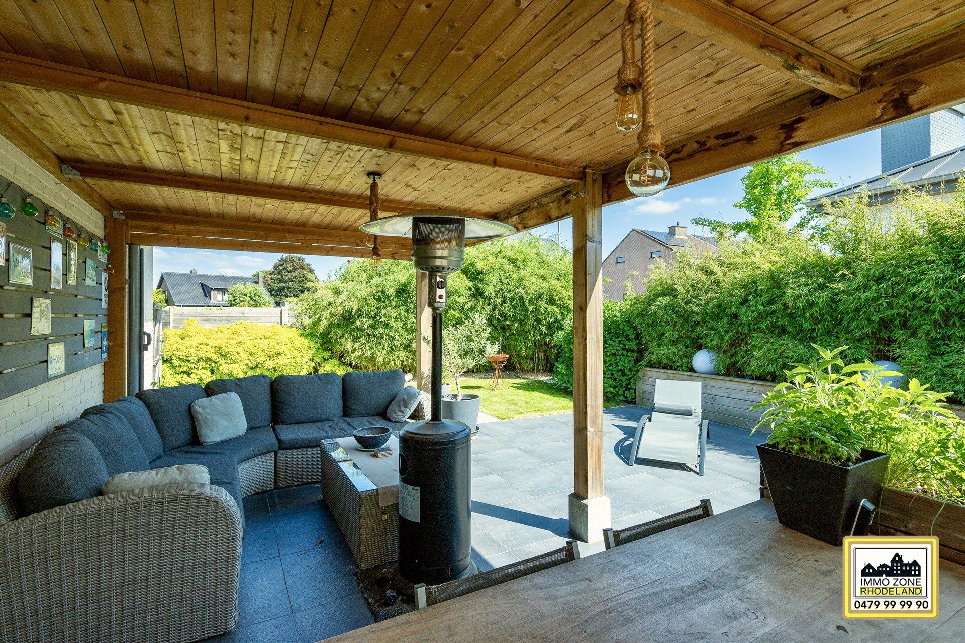 Prachtige bungalow met 3 slpks, garage en tuin foto 27