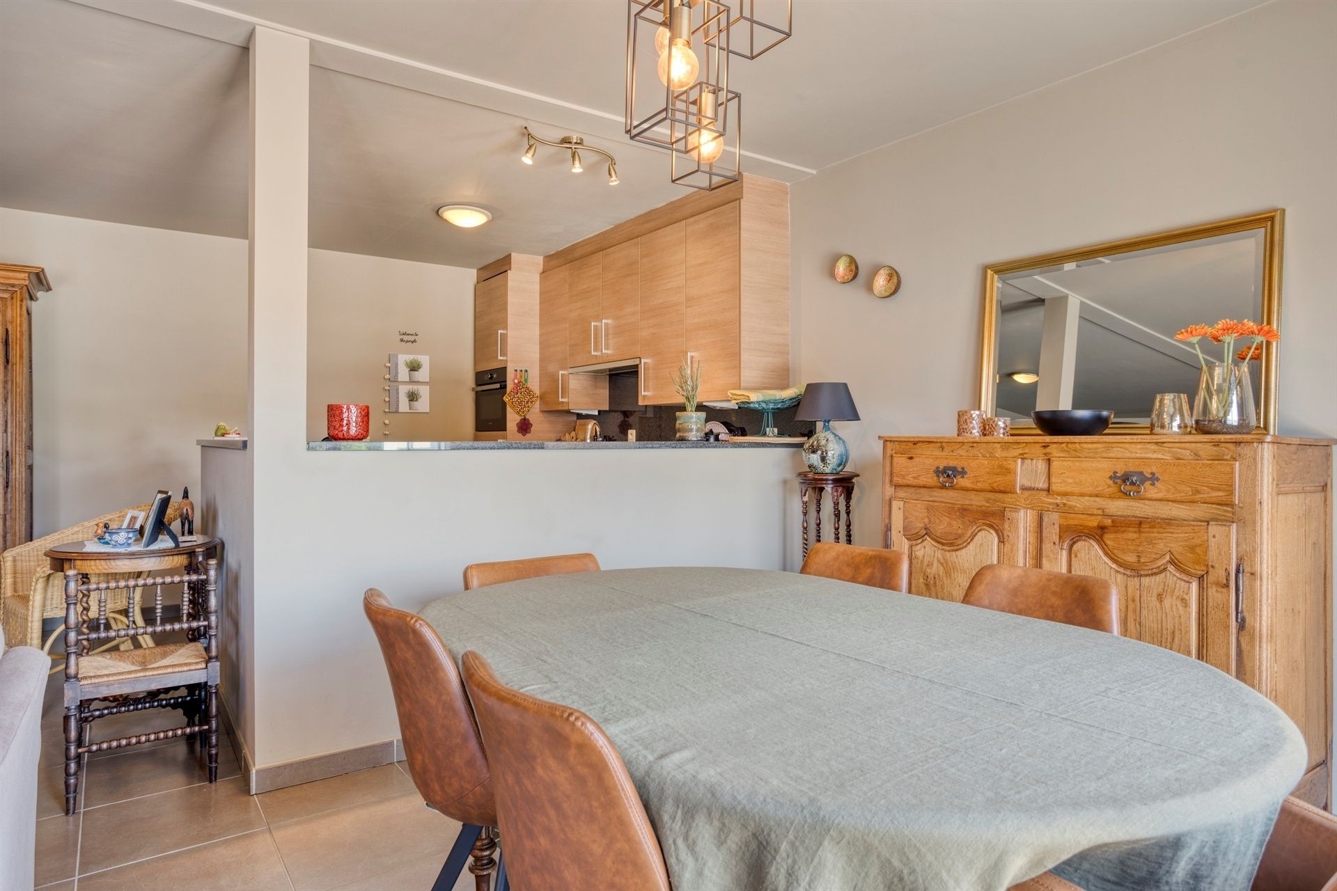Tweekamerappartement met ruim Westgericht terras foto 8