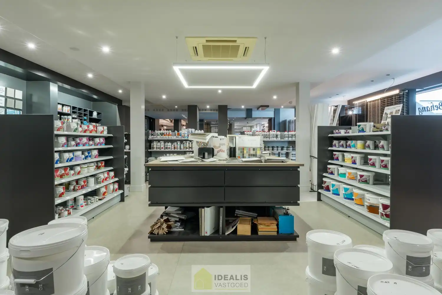 INSTAPKLARE HANDELSRUIMTE VAN MAAR LIEFST +- 410M² MET RIANTE WONING OP SCHITTERENDE COMMERCIËLE ZICHTLOCATIE!! foto 10