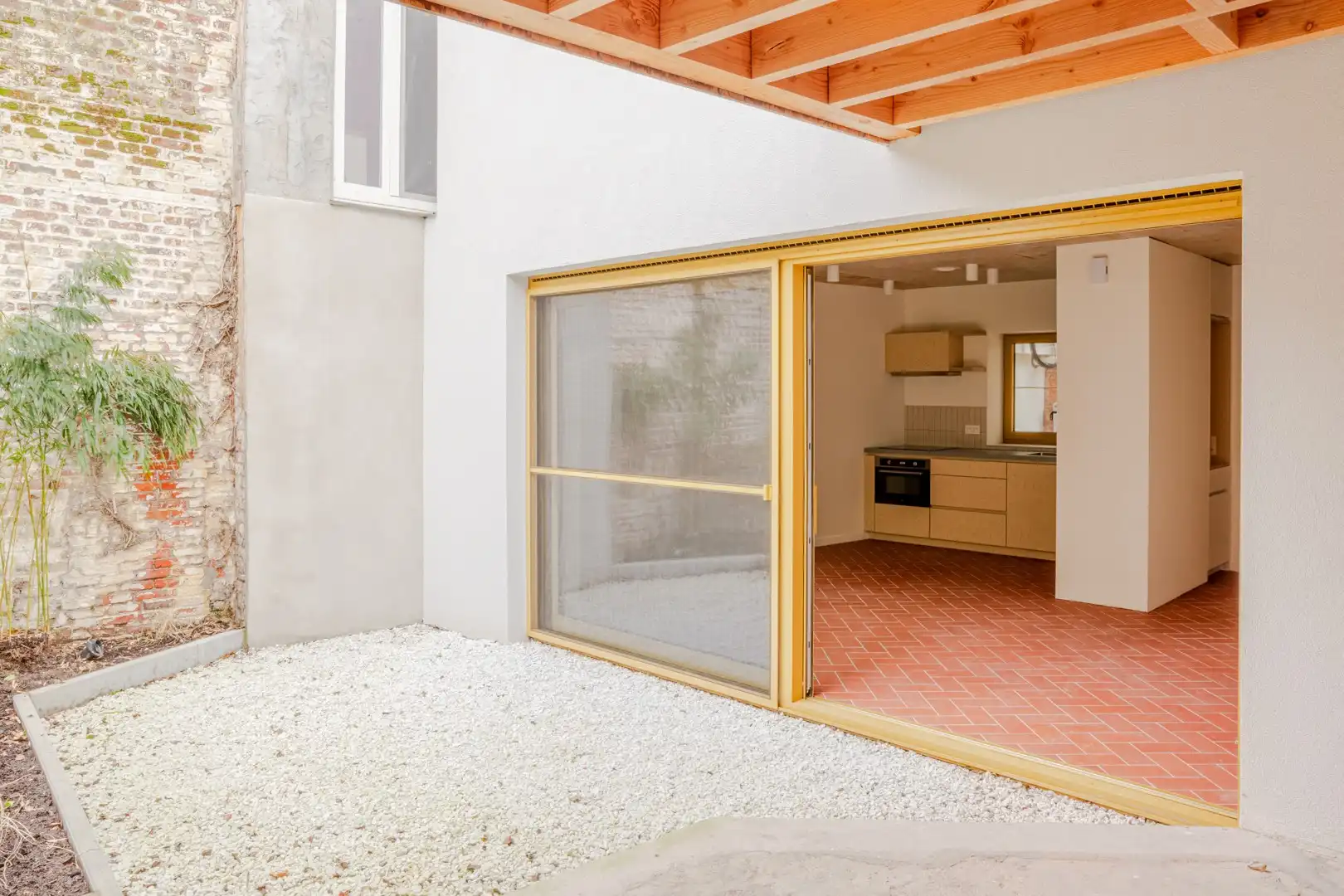 Exclusieve nieuwbouwwoning verscholen in de stad foto 4