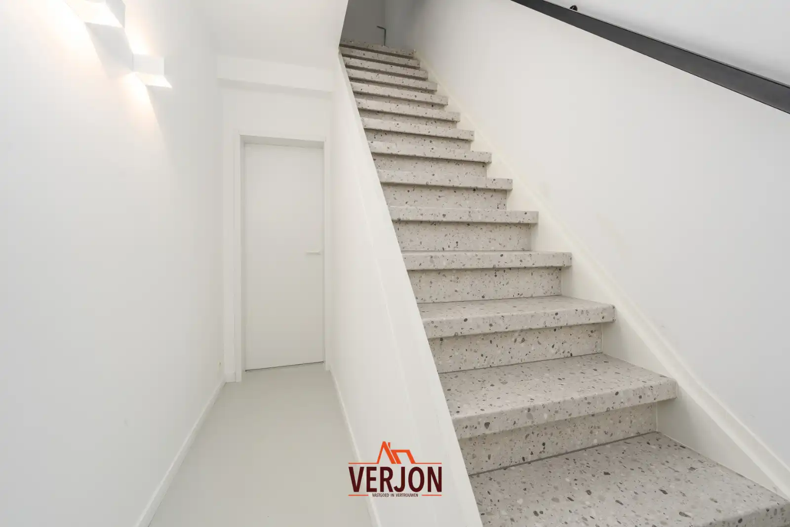 Magnifiek afgewerkte woning foto 11