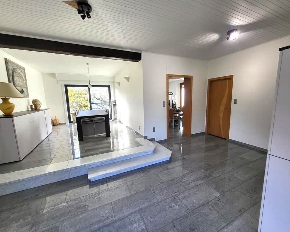 Gerenoveerde bungalow in Eppegem. foto 11