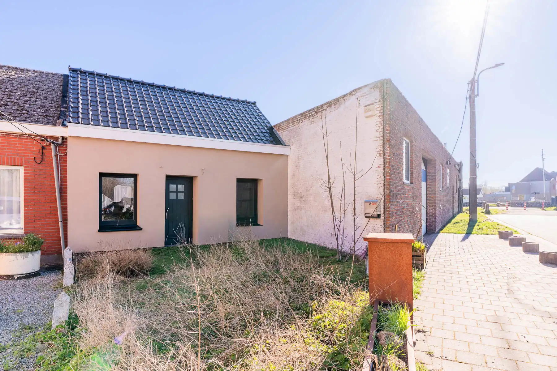 Centraal gelegen instapklare woning met tuin foto 2