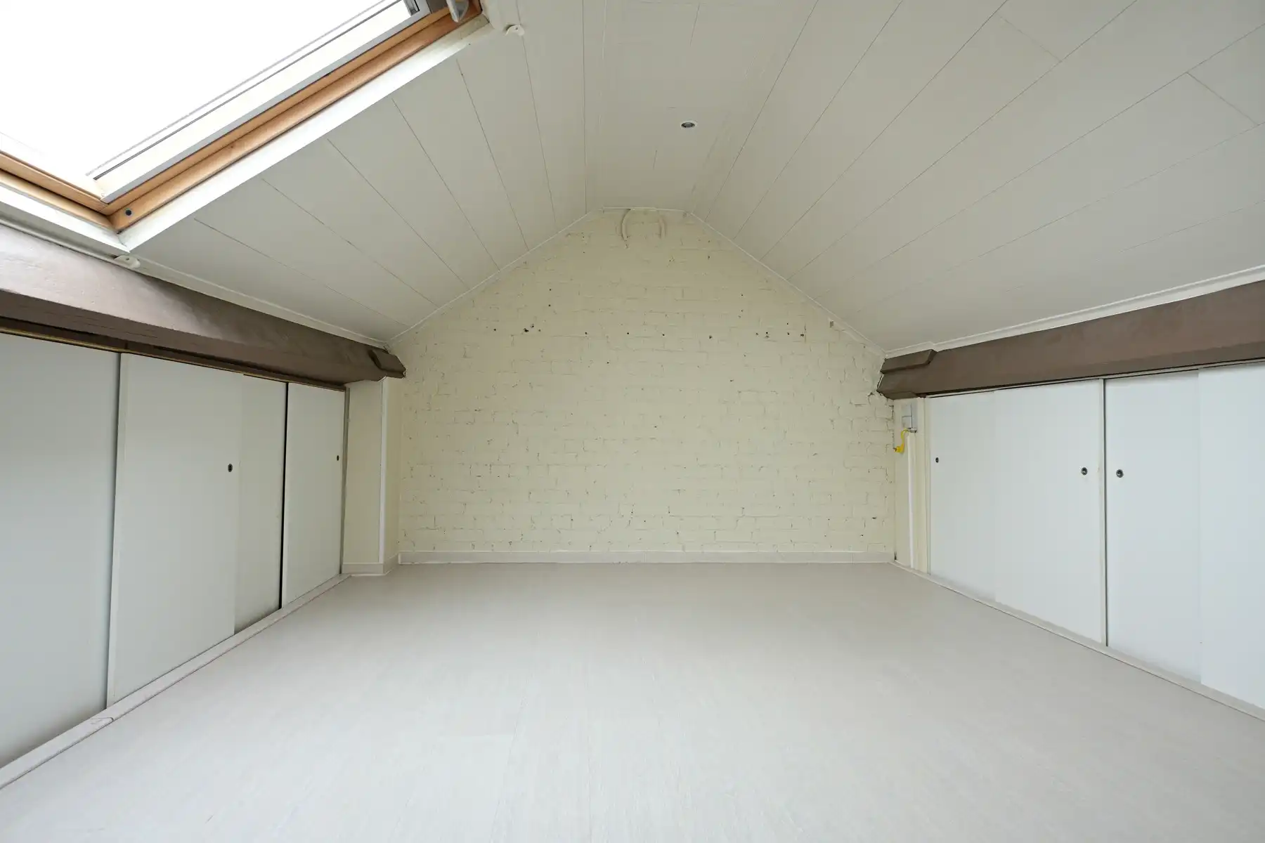 Ruime gezinswoning met twee zonneterrassen in Oostende. foto 9