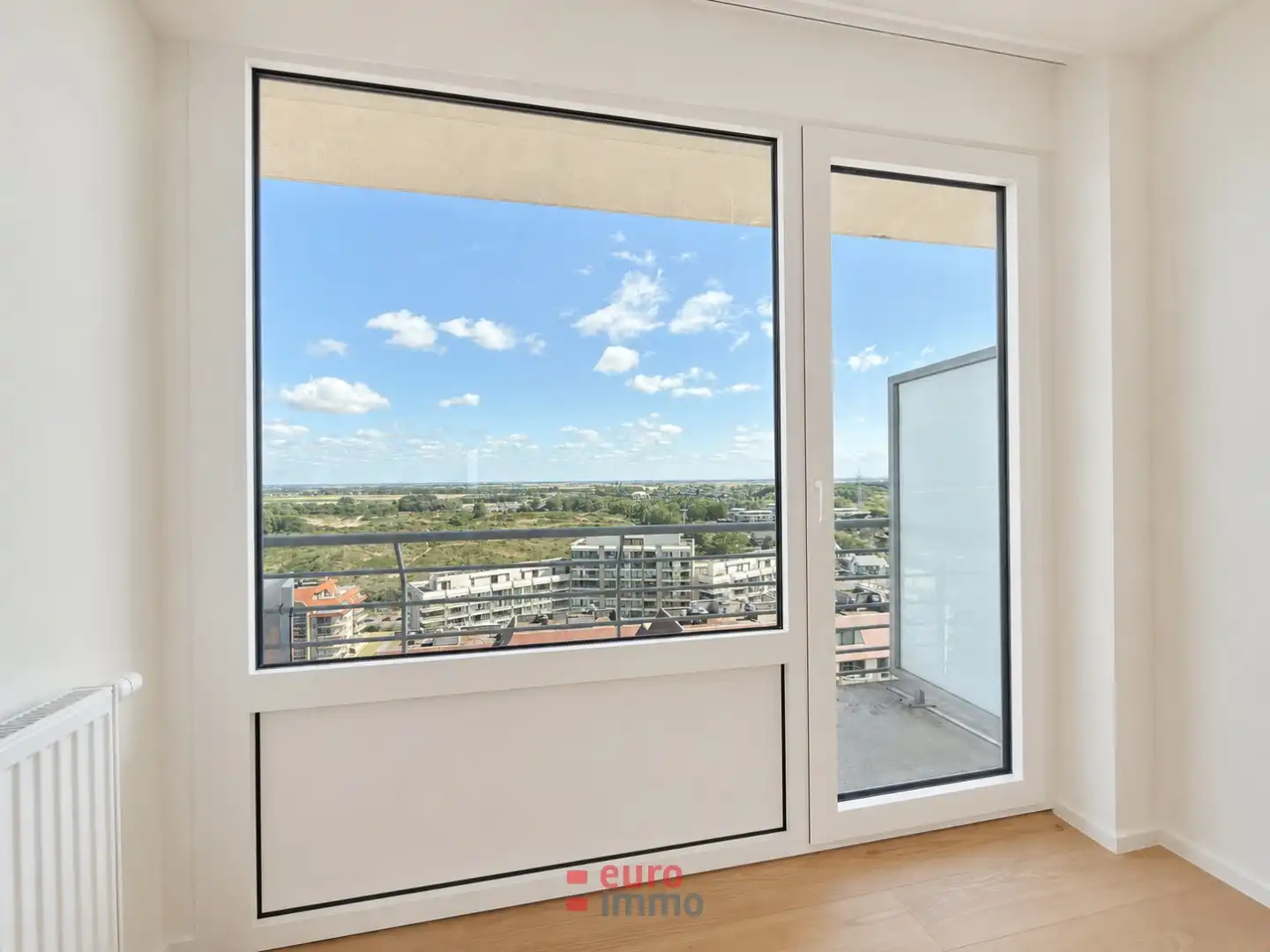 Uniek zeedijkappartement met adembenemende zichten op de 15e verdieping foto 25
