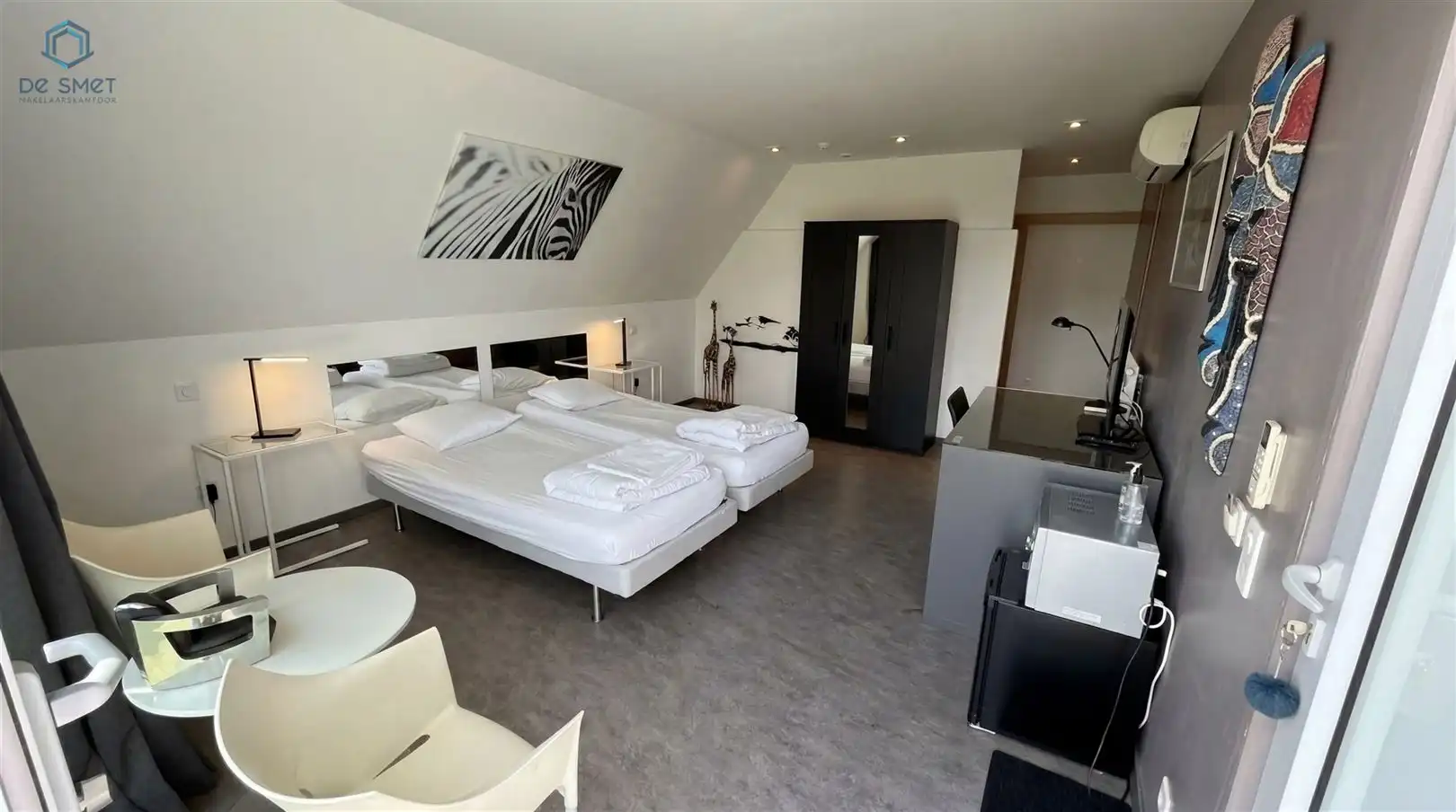 Exclusief domein te koop Instapklare privéwoning met erkende 4-sterren vakantiewoning op toplocatie in Geraardsbergen foto 22
