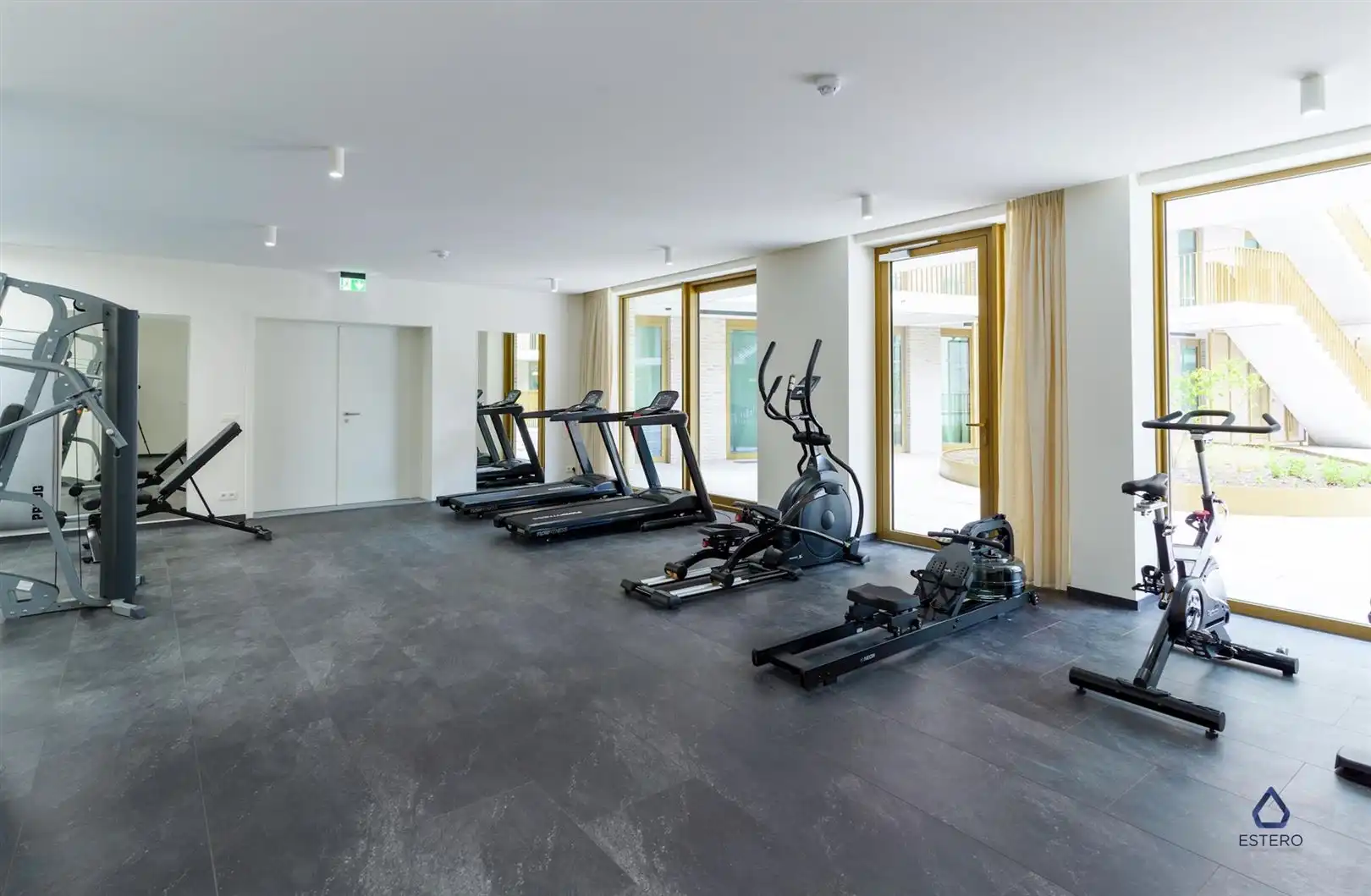 Nieuwbouwappartement met dubbel terras op een toplocatie foto 24