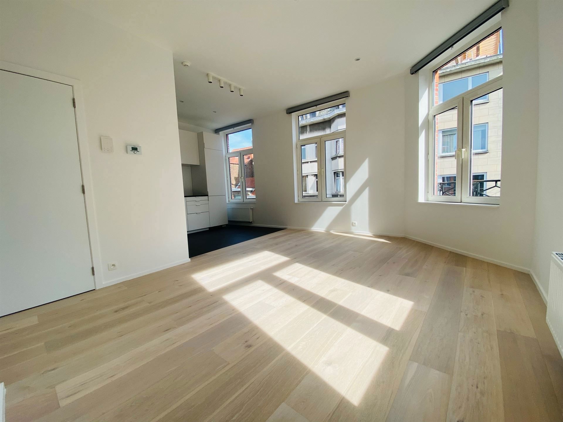 Appartement foto {{pictureIndex}}