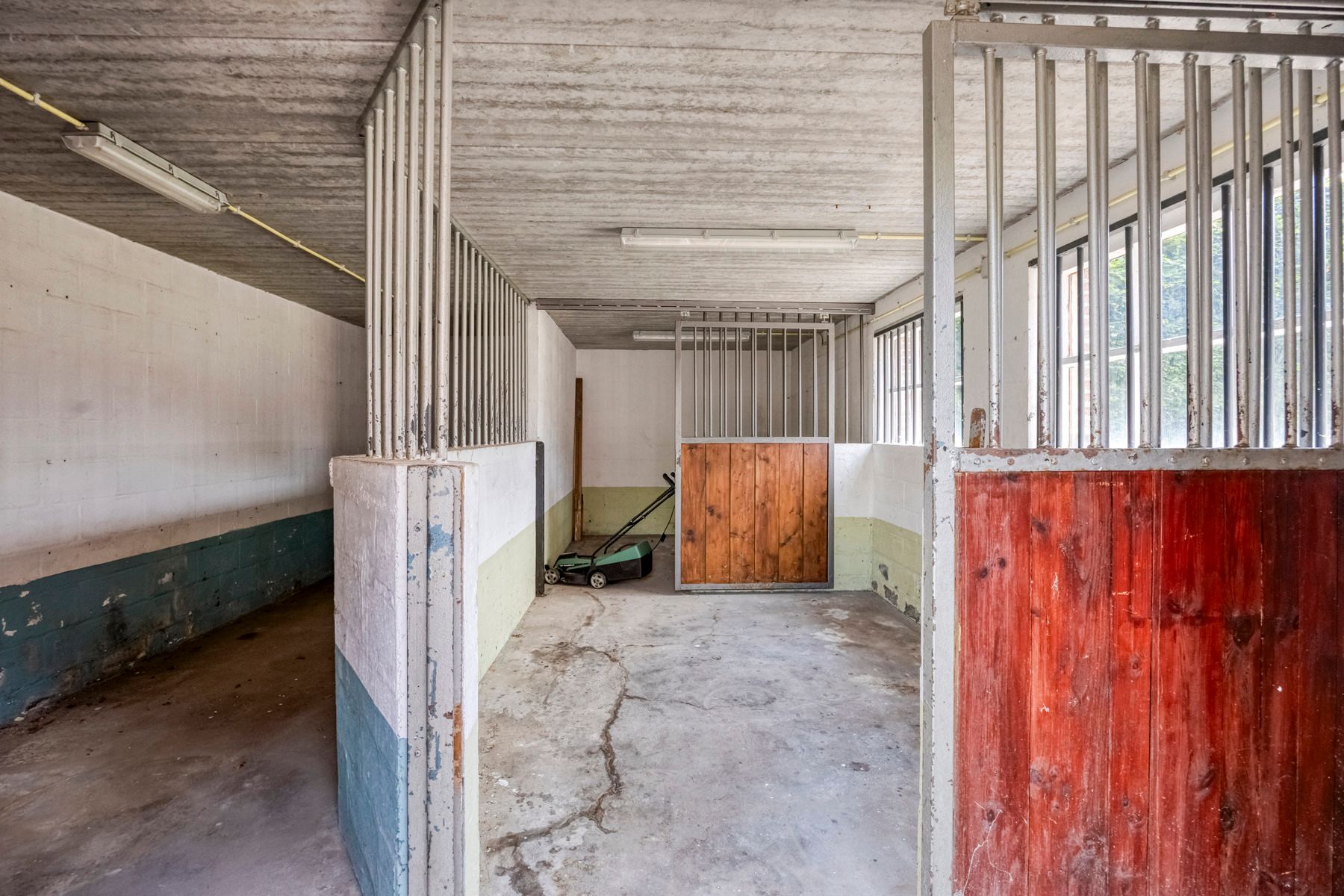 Ruime gezinswoning met 5 slaapkamers, tuin en garage foto 39