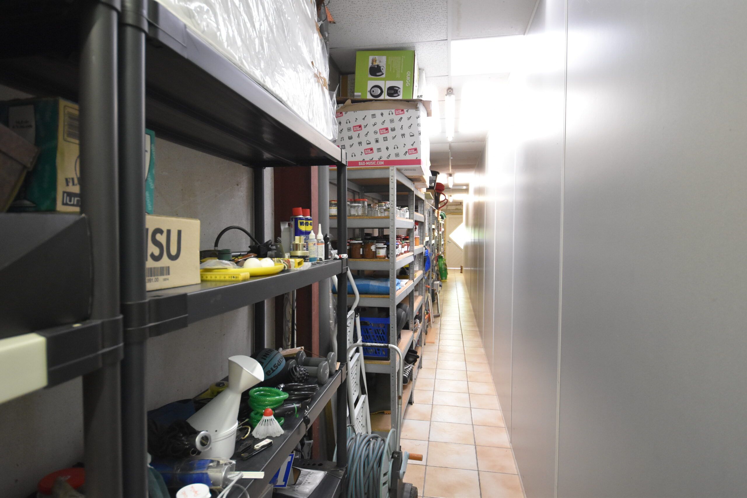 Atelier/praktijk met zeer ruime woonst in Nieuwkerken foto 38