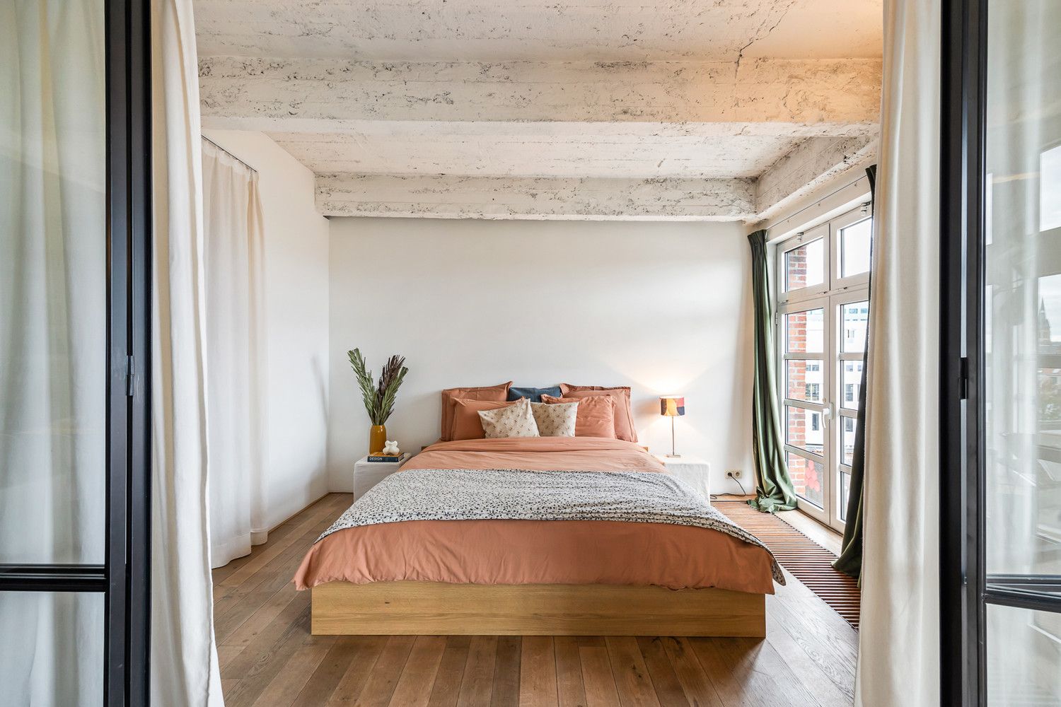 Zalige loft van 161m² (EPC A!) met zonnepanelen en heerlijk zonneterras in rustig, groen woonerf aan het Eilandje! foto 12