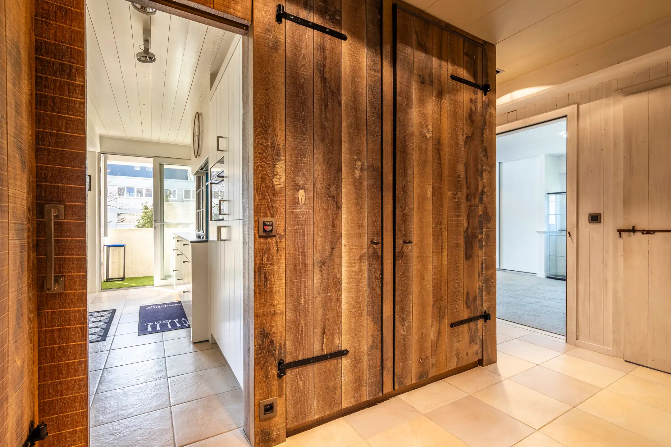 Stijlvol hoekappartement met terras in Park Elyseum foto 2