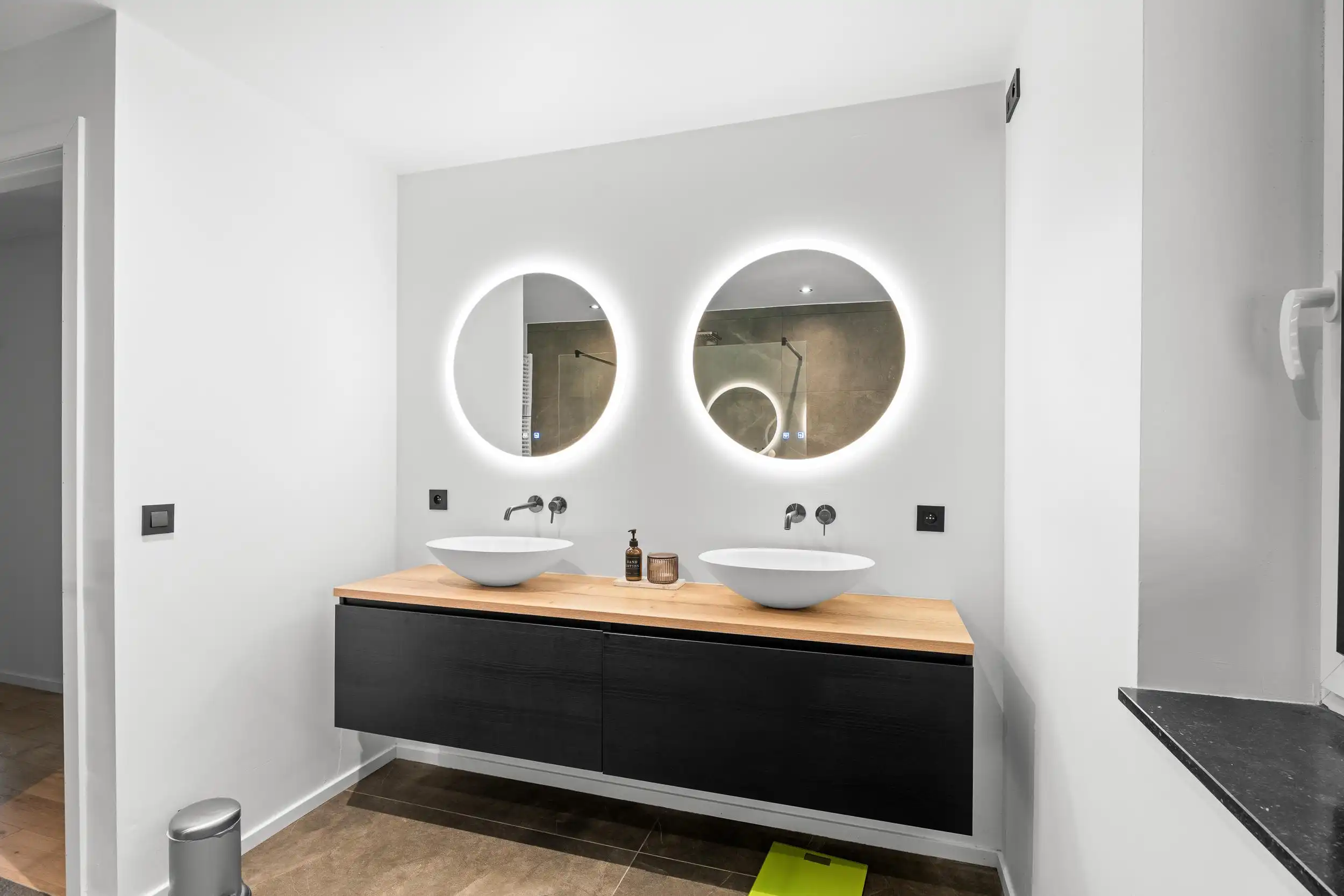 Trendy woning met een uitstekende afwerking foto 20