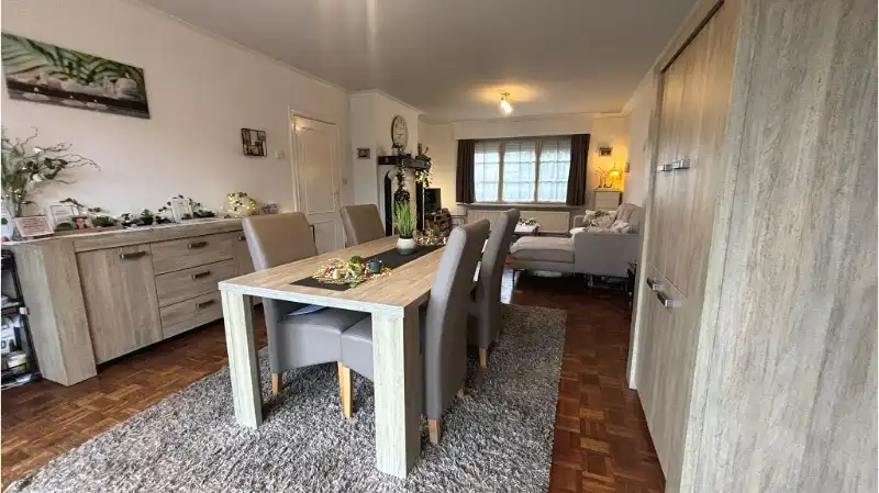 Comfortabele 4-slaapkamerwoning met GARAGE en TUIN te koop in Assebroek Brugge foto 3